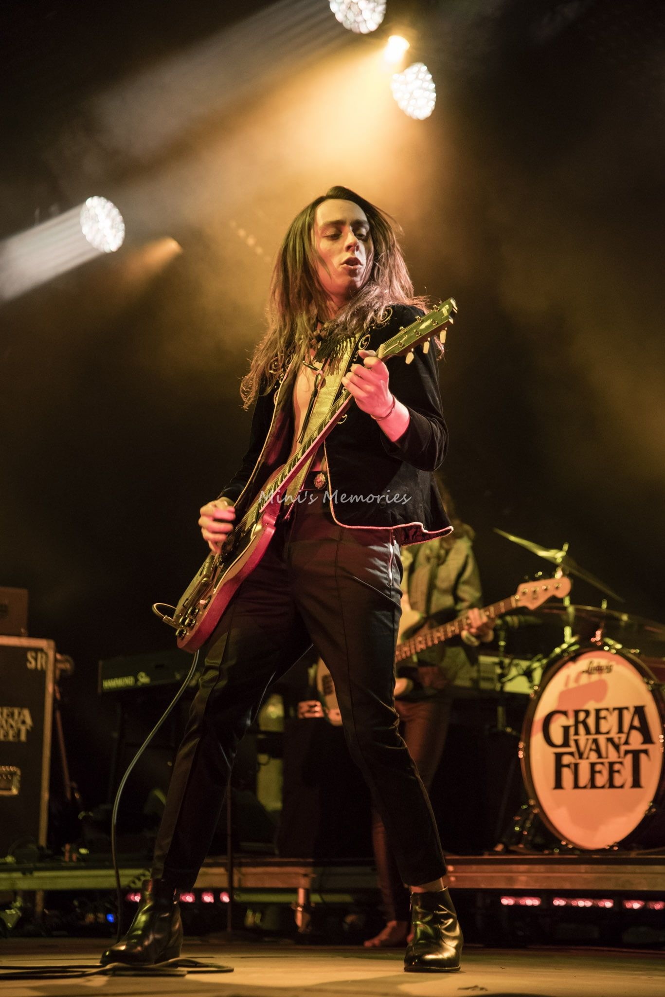 Greta Van Fleet rock, Band wallpapers, Greta Van Fleet fans, Art creations, 1370x2050 HD Phone