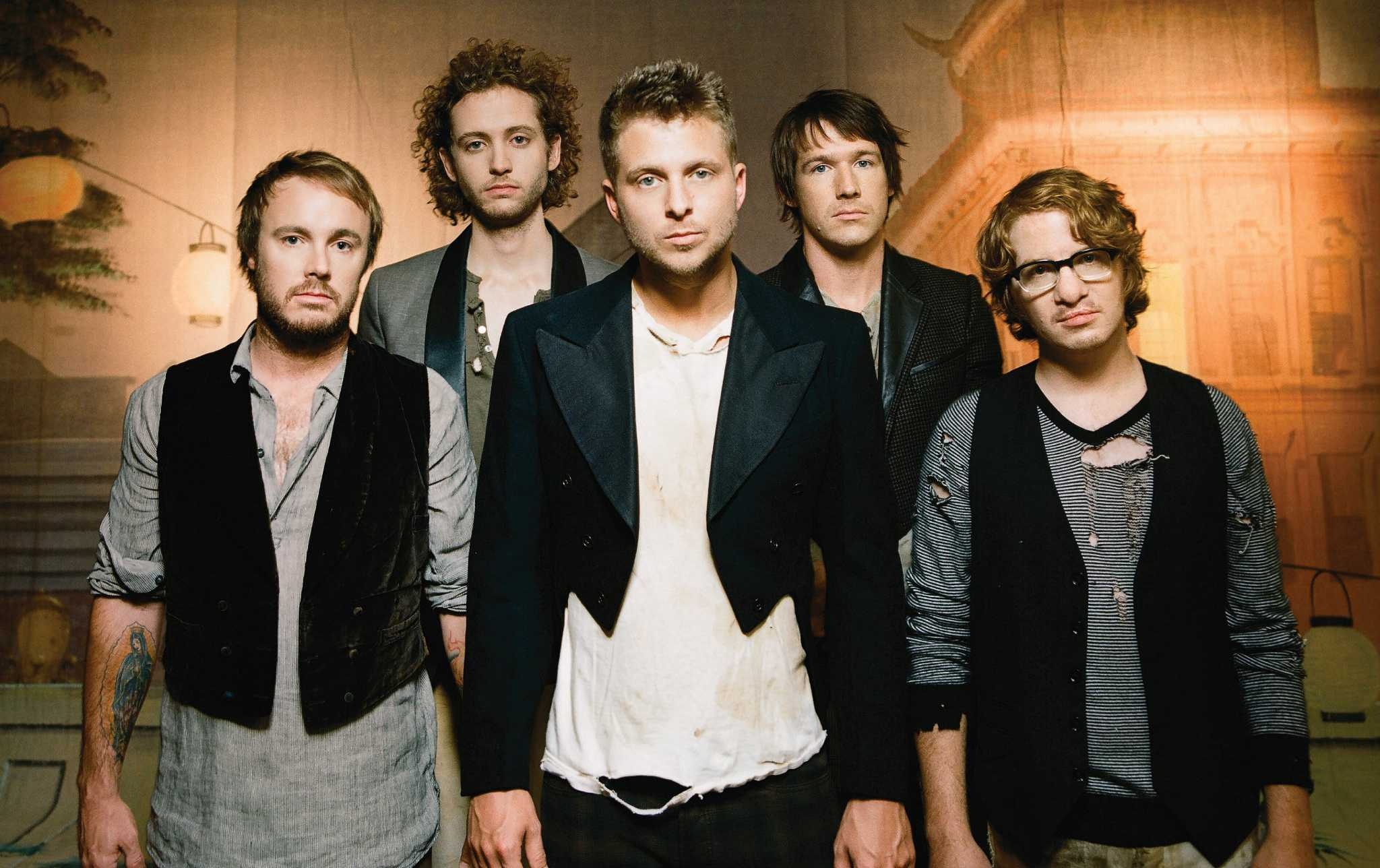 Onerepublic Spotlight, Freeman Coliseum, Spectacular Performance, Captivating Stage, 2050x1290 HD Desktop