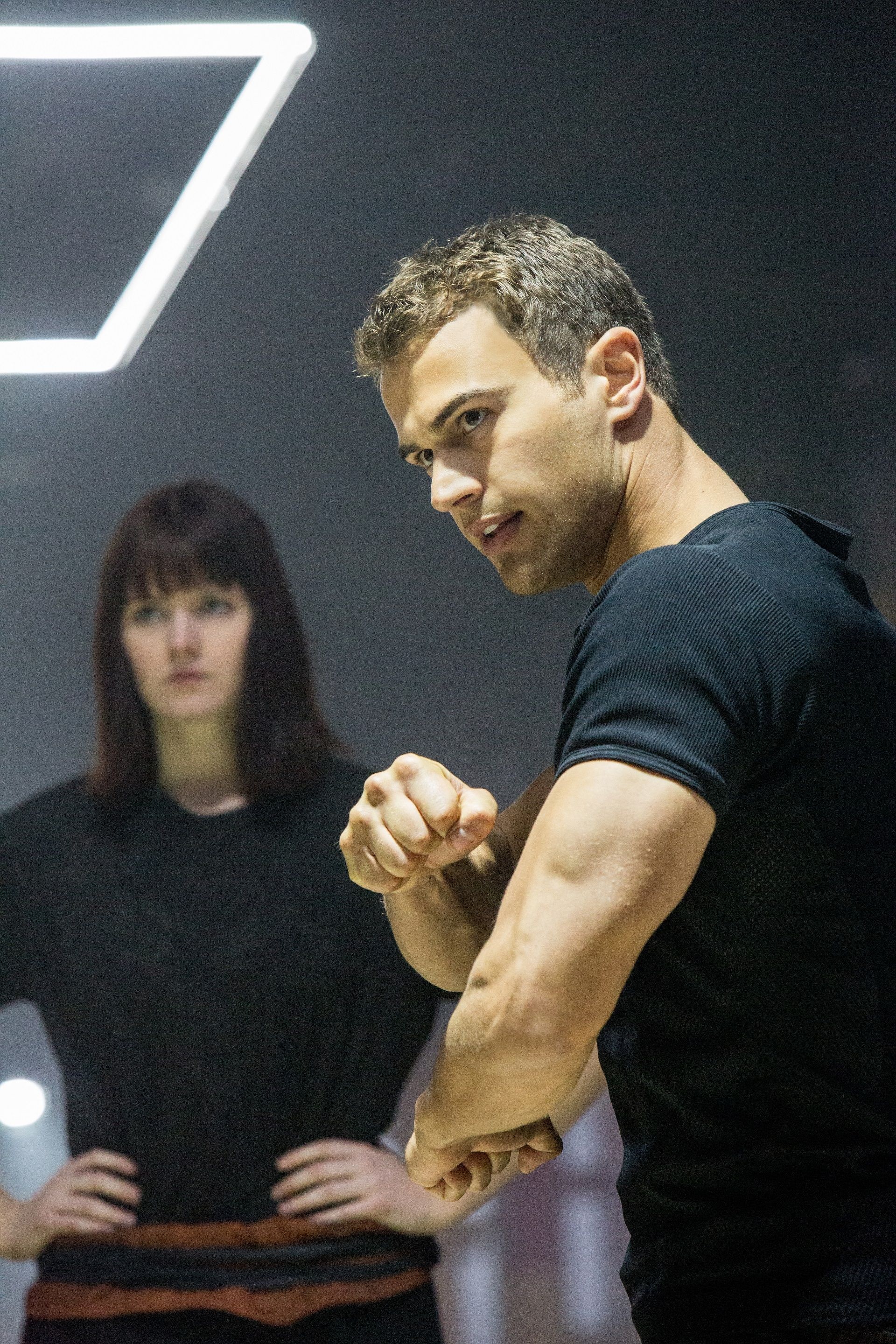 Four, Movies, Hero Complex, Theo James, 1920x2880 HD Phone