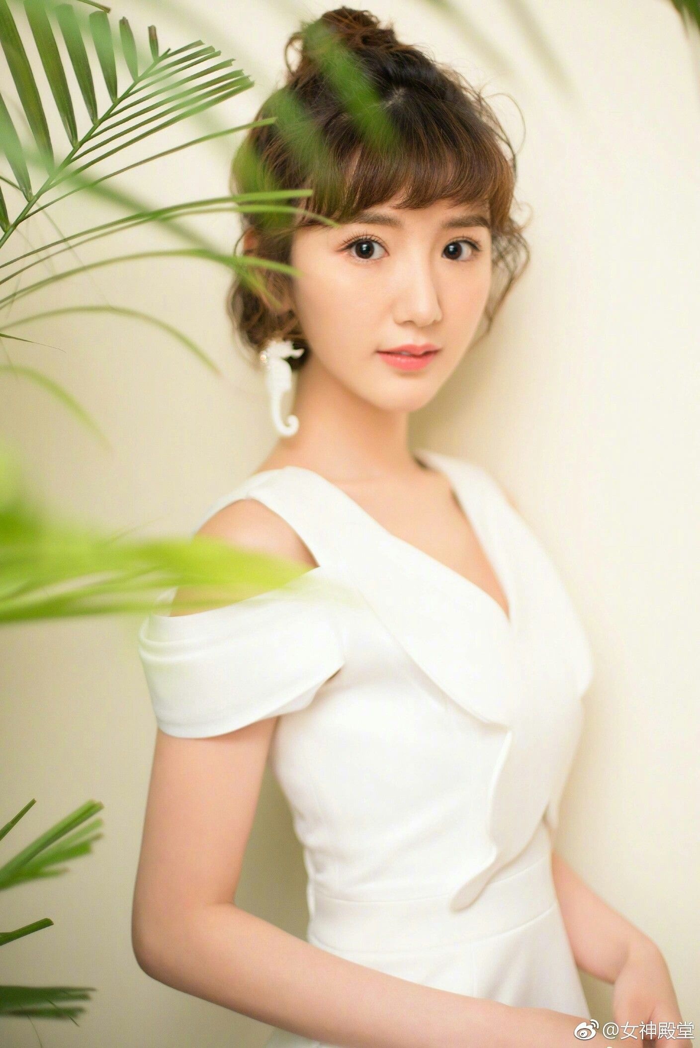 Xiaotong Mao, Rachel Mao, Chinese actress, Ideas, 1410x2110 HD Phone