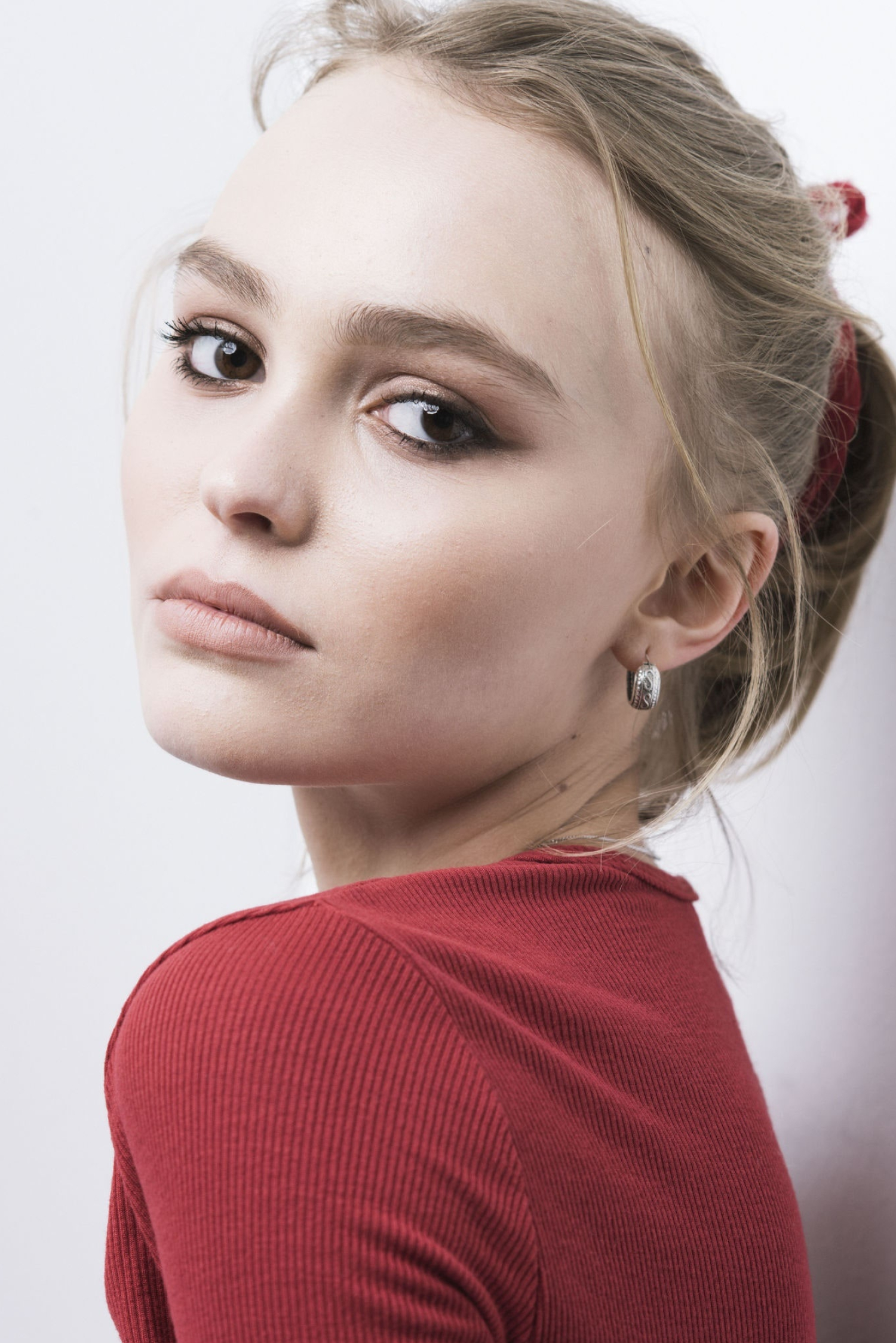 Lily-Rose Depp, Celebrity portraits, Sundance Film Festival, Glamour, 1500x2250 HD Phone
