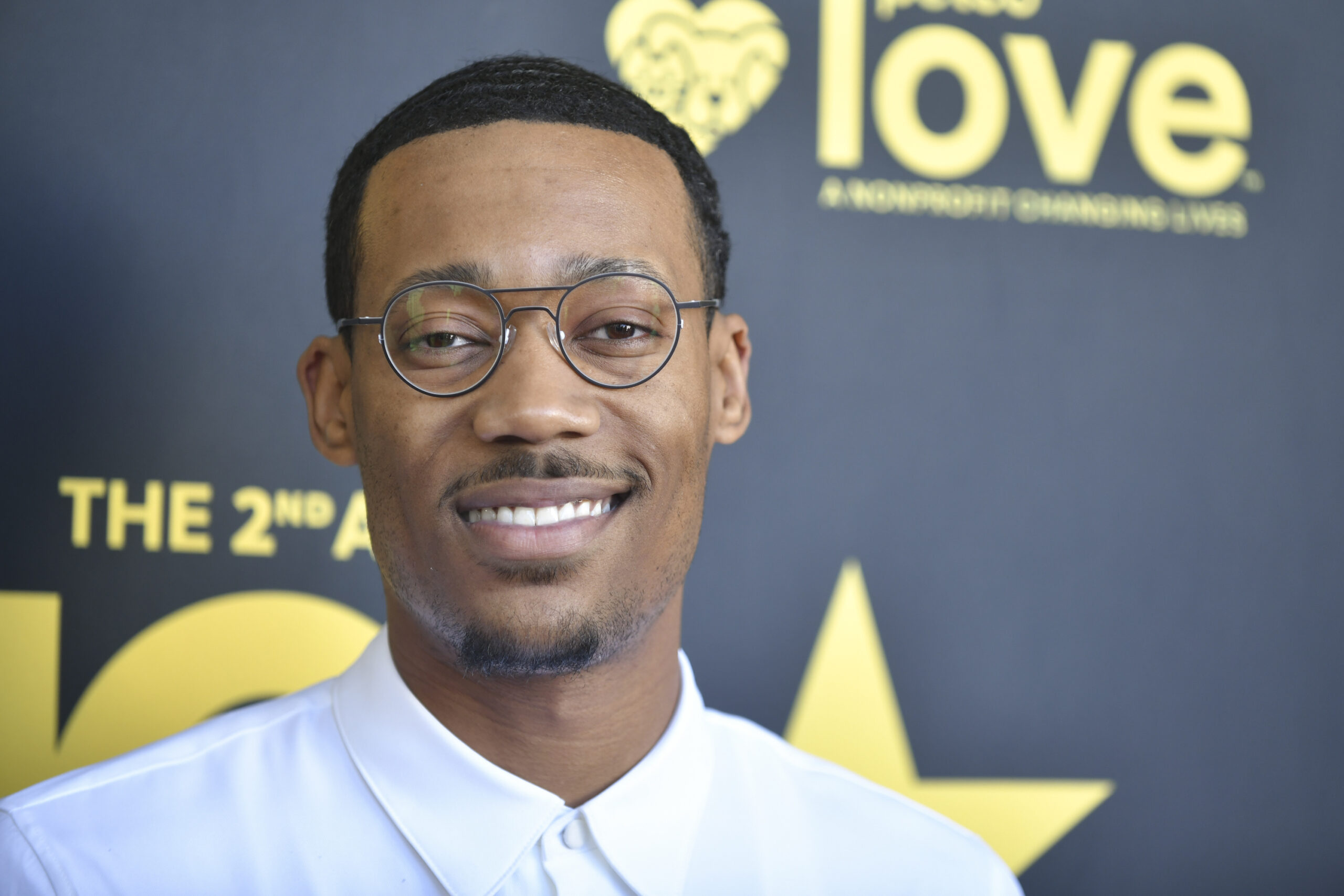 Tyler James Williams, Traumatic experience, Being a teen, 2560x1710 HD Desktop