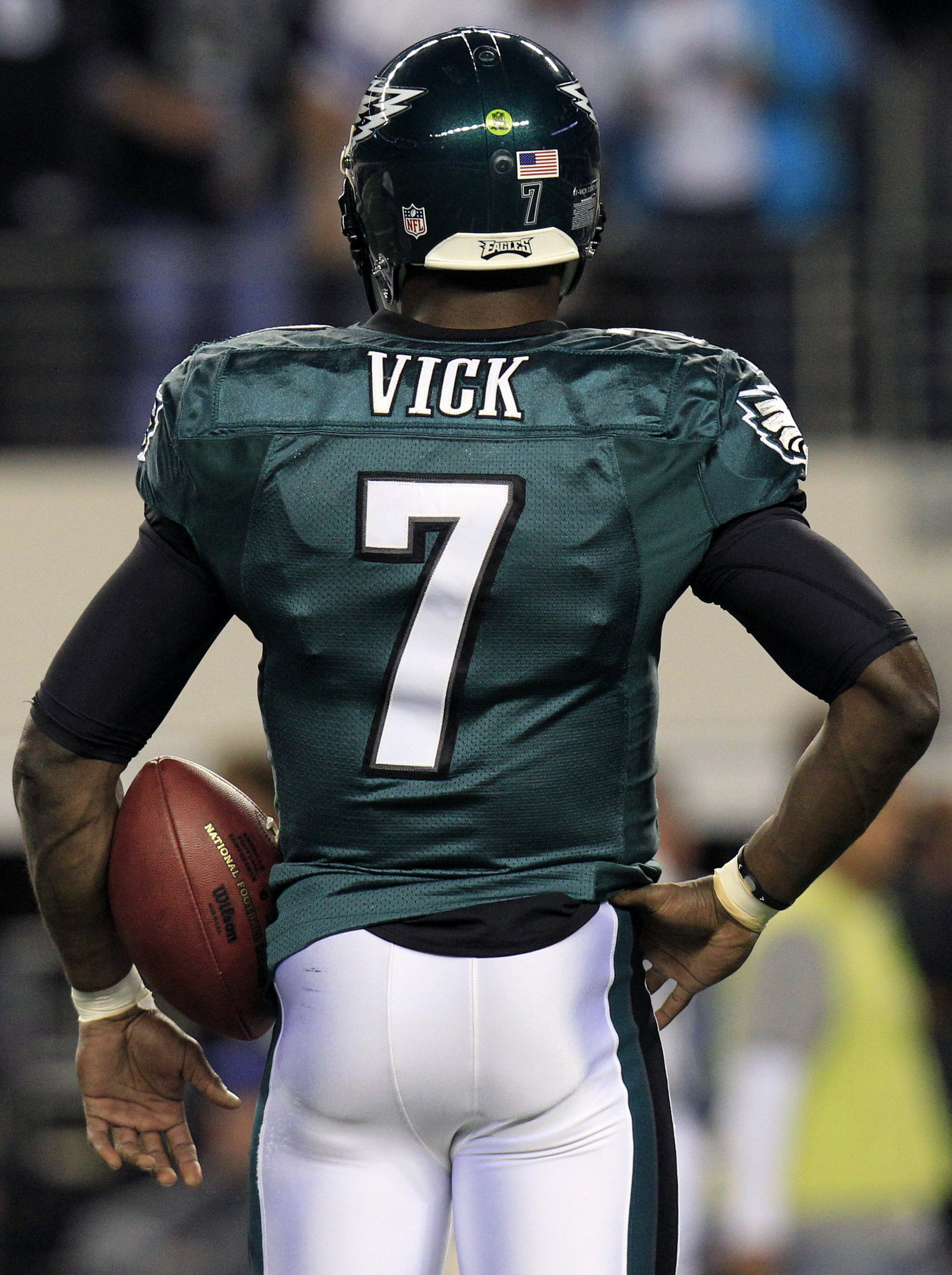 Michael Vick, Criticism, Sports column, Analysis, 1530x2050 HD Phone