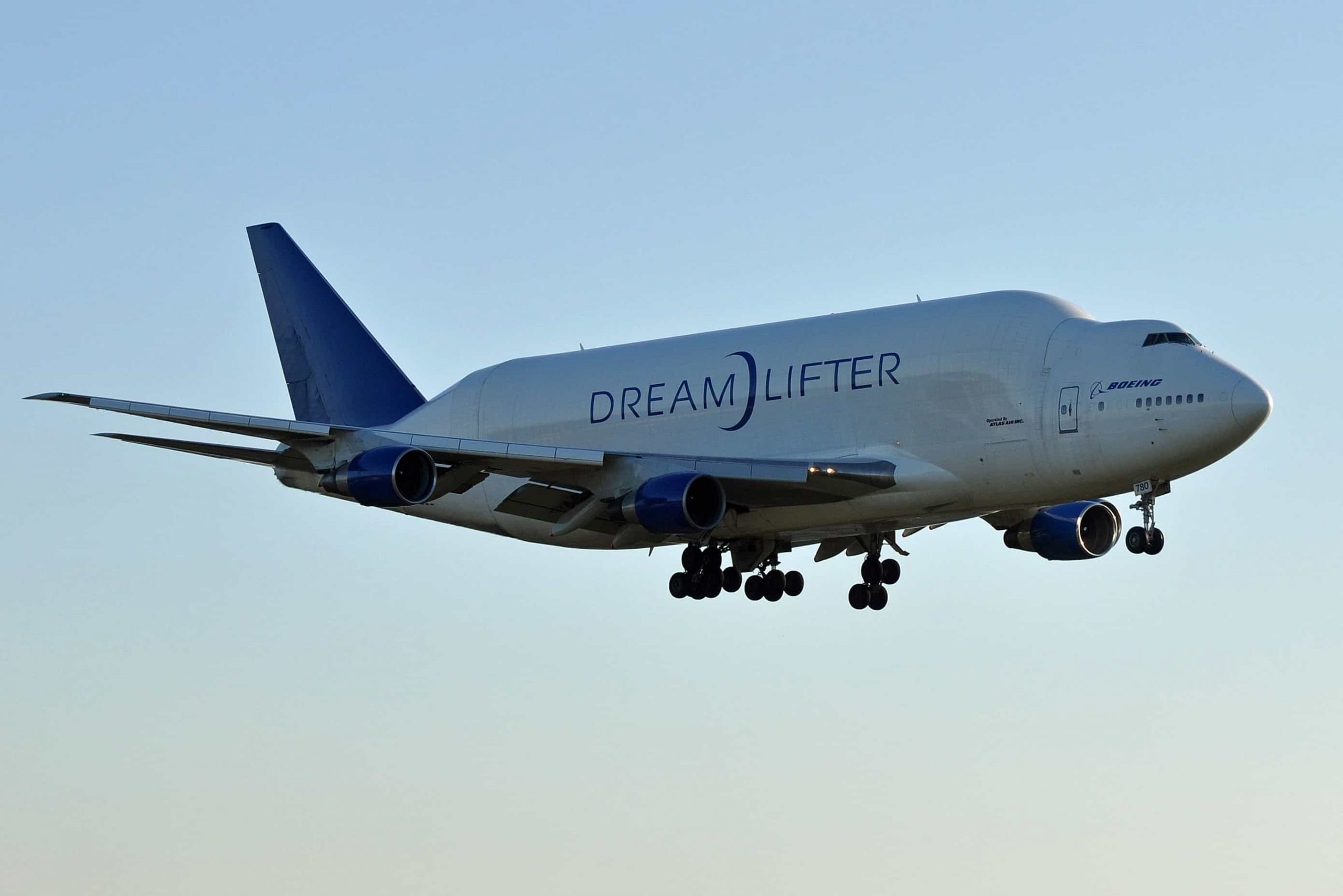 Boeing Dreamlifter, Boeing B747-409LCF, Heavy cargo transport, Airbus Beluga, 2560x1710 HD Desktop