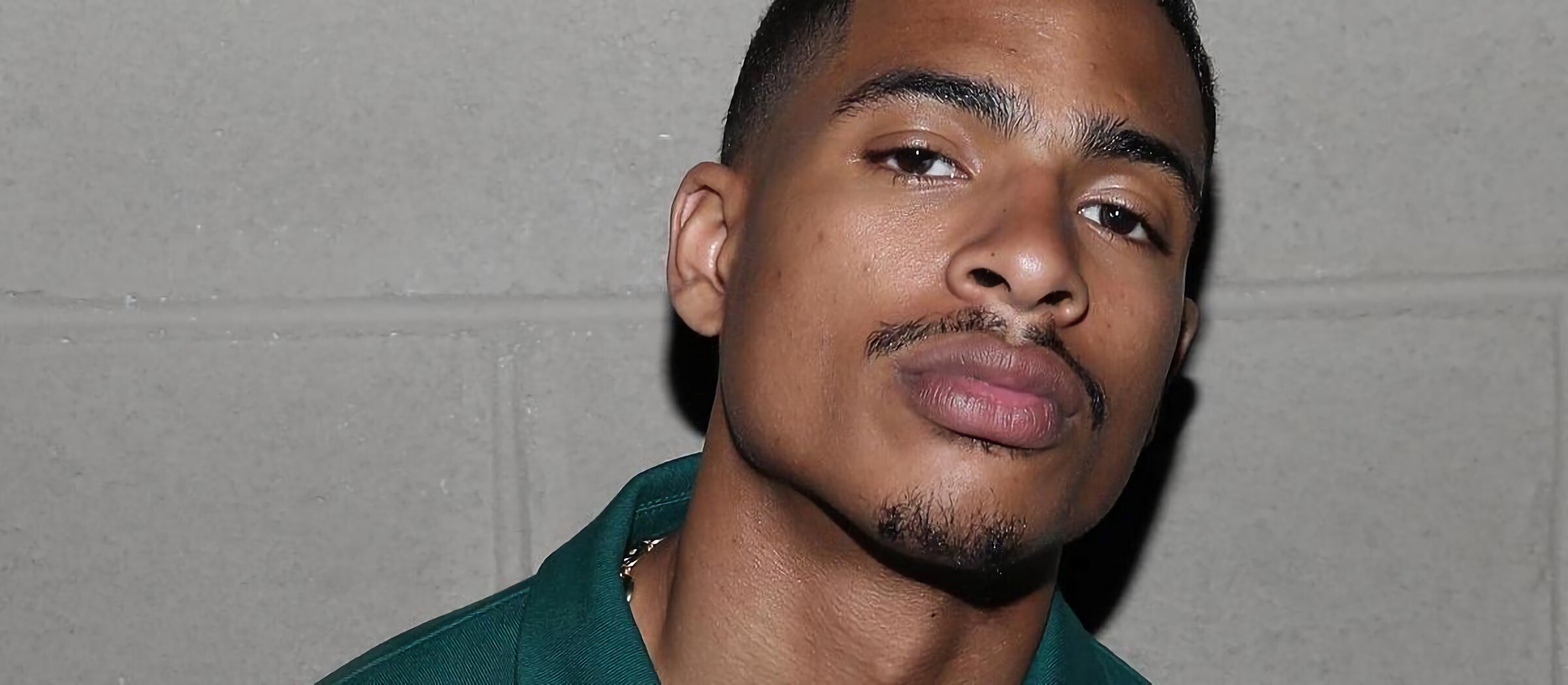 Arin Ray (Music), Soulful melodies, Emotional storytelling, Musical artistry, 2400x1050 Dual Screen Desktop