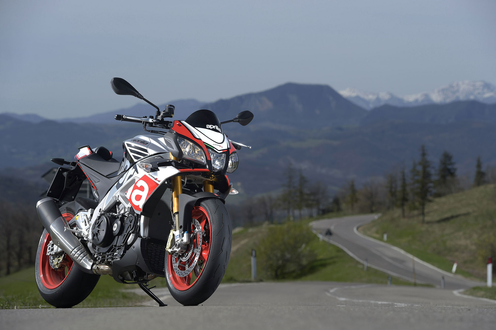 Aprilia Tuono V4, Offshore account import motorcycles, 2020x1350 HD Desktop