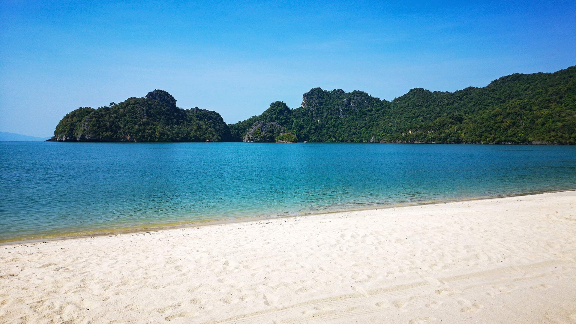 Langkawi beaches, Langkawi island, Island paradise, Crystal-clear waters, 1920x1080 Full HD Desktop