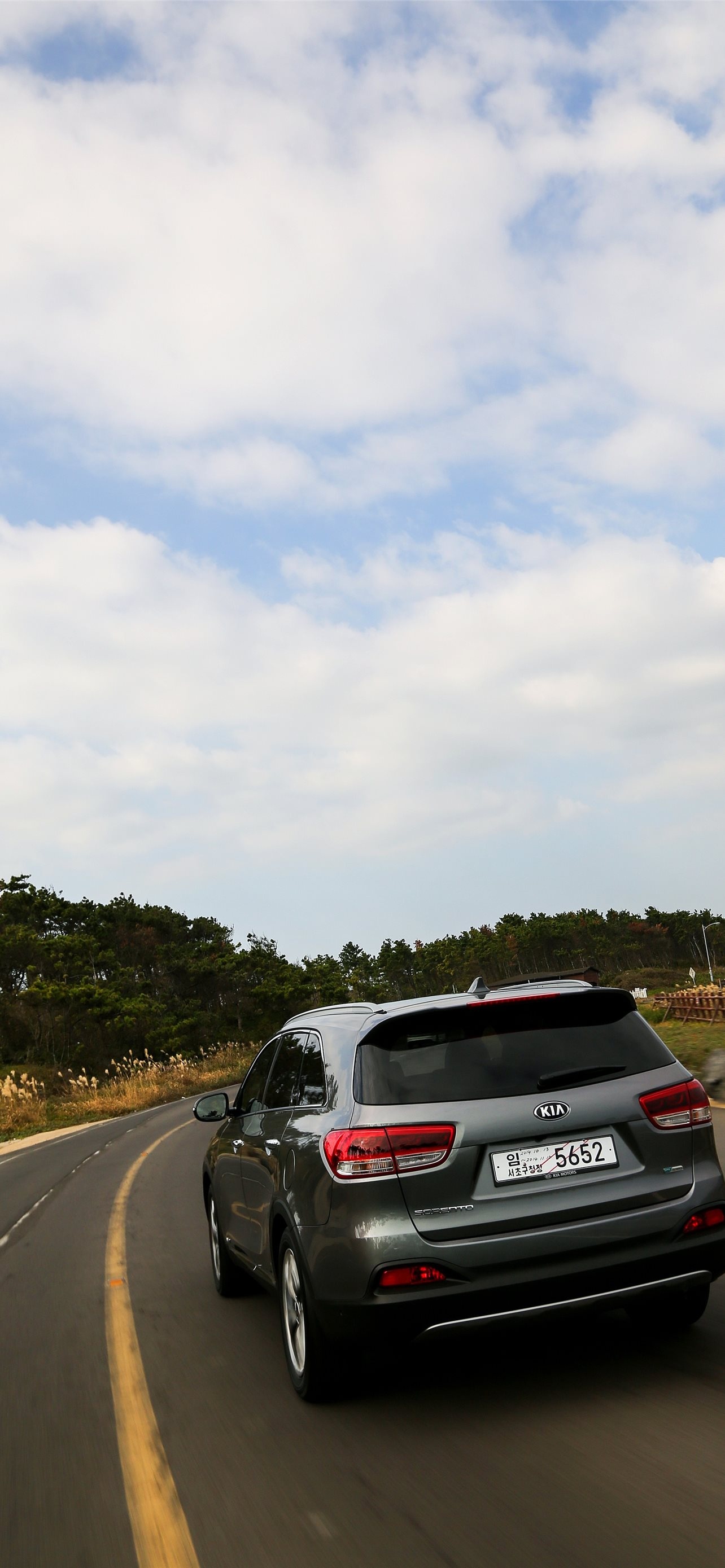 Kia Sorento, iPhone wallpapers, Kia vehicles, Free, 1290x2780 HD Phone