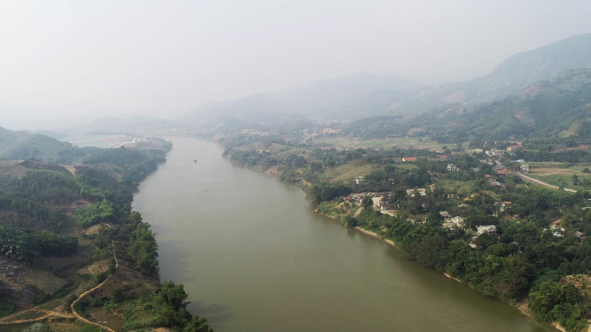 Red river mother river, Hidden dangers waiting, Hanoi breaking news, Latest world news updates, 1920x1080 Full HD Desktop