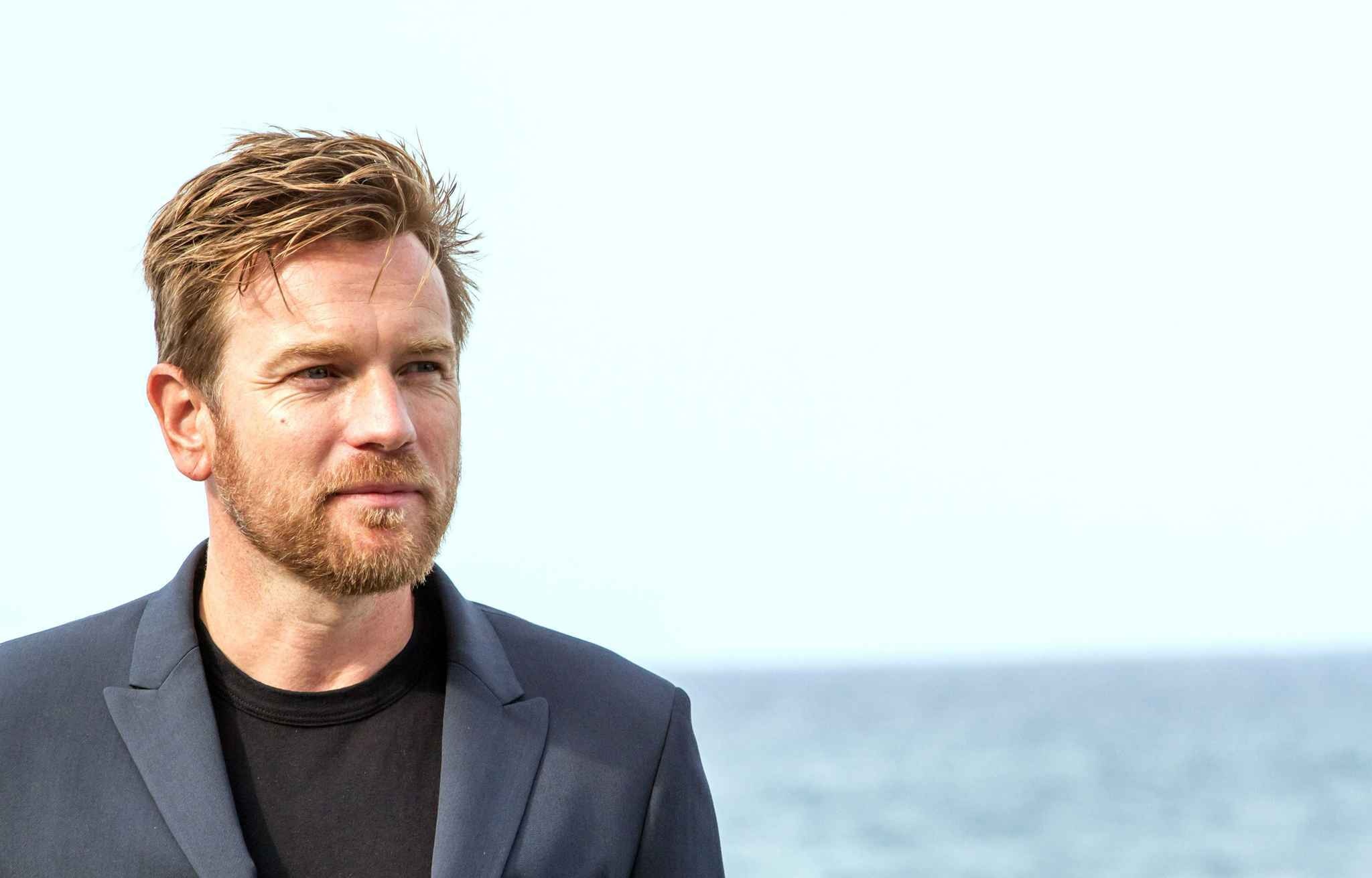 Ewan McGregor, Movies, Actor, Laptop, 2050x1320 HD Desktop