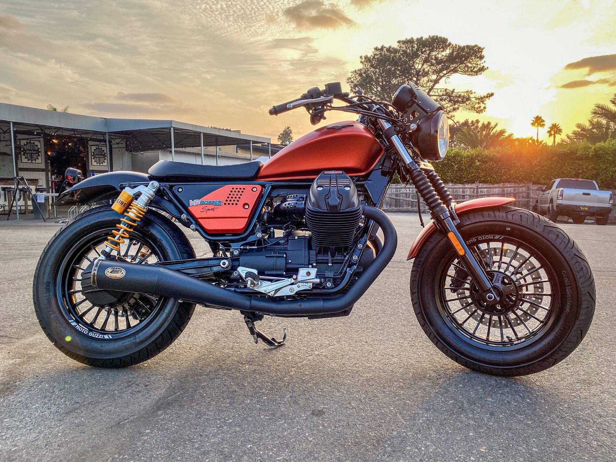 Moto Guzzi V9, 2019 model, Solana Beach, 2050x1540 HD Desktop