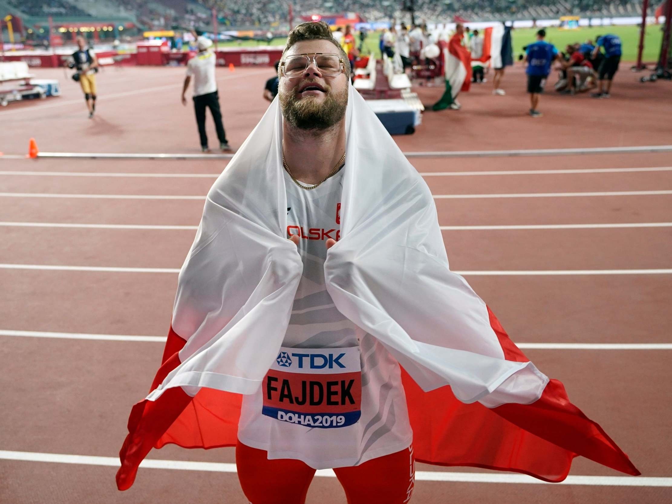 Pawe Fajdek, World Athletics Championships 2019, Clean athlete controversy, Sifan Hassan gold, 2230x1670 HD Desktop