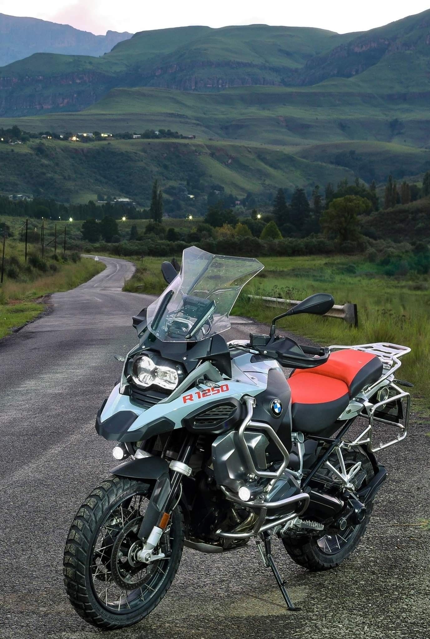 BMW R 1250, Awesome motorcycle, BMW excellence, Street-ready machine, 1380x2050 HD Phone