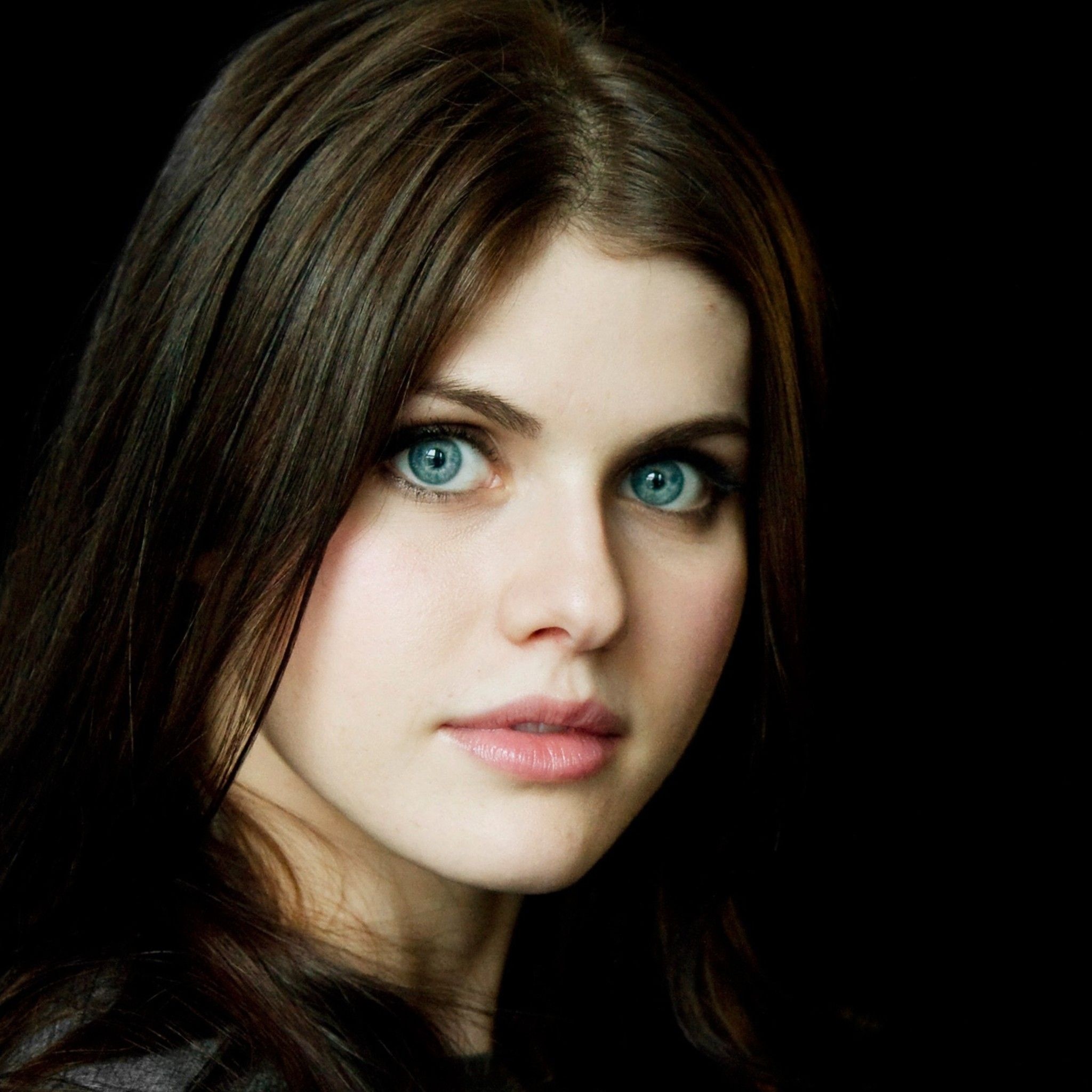 Alexandra Daddario, Mobile wallpapers, Celebrity prints, Alexandradaddario, 2050x2050 HD Phone