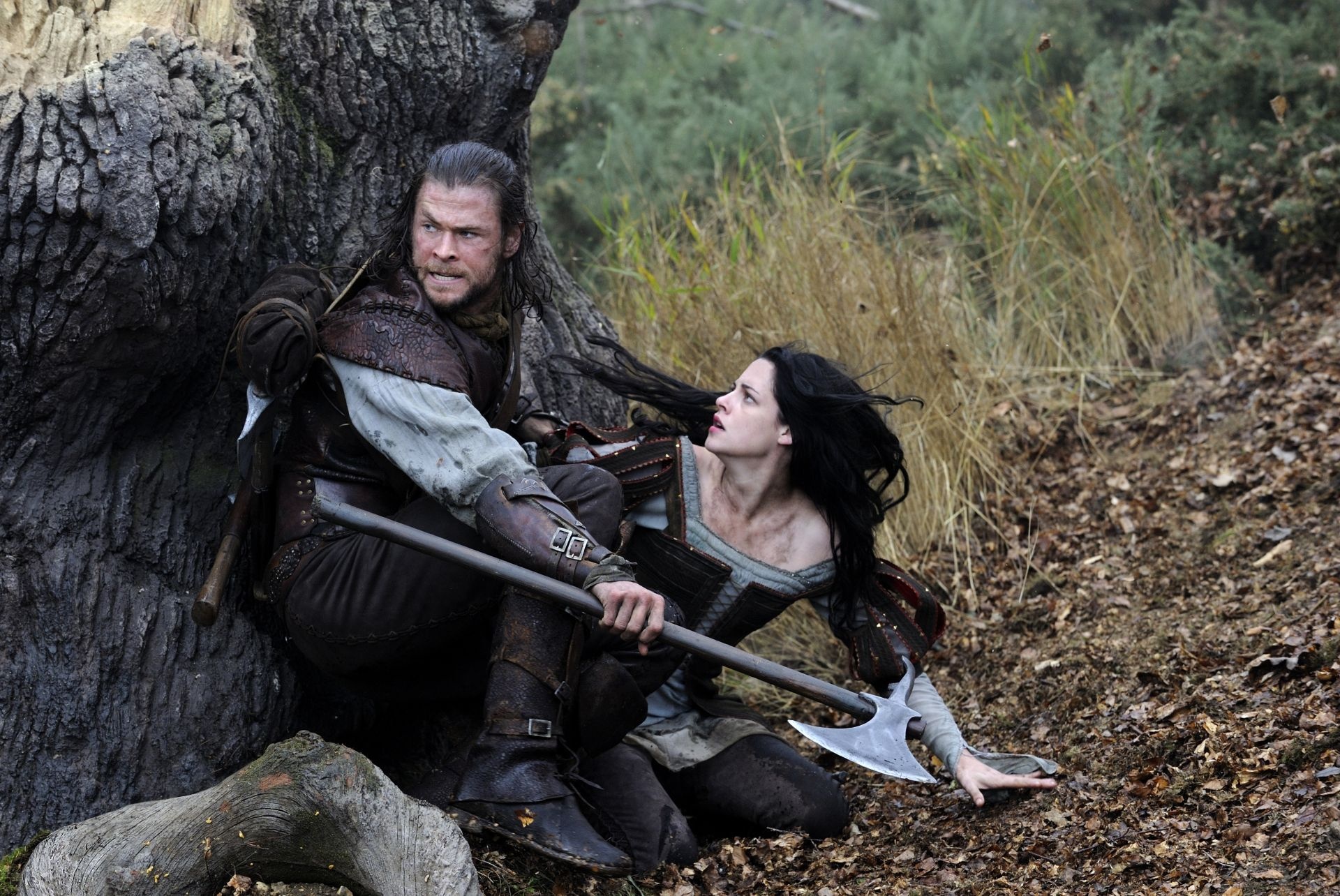 Chris Hemsworth, Huntsman, Snow White, Fantasy, 1920x1290 HD Desktop