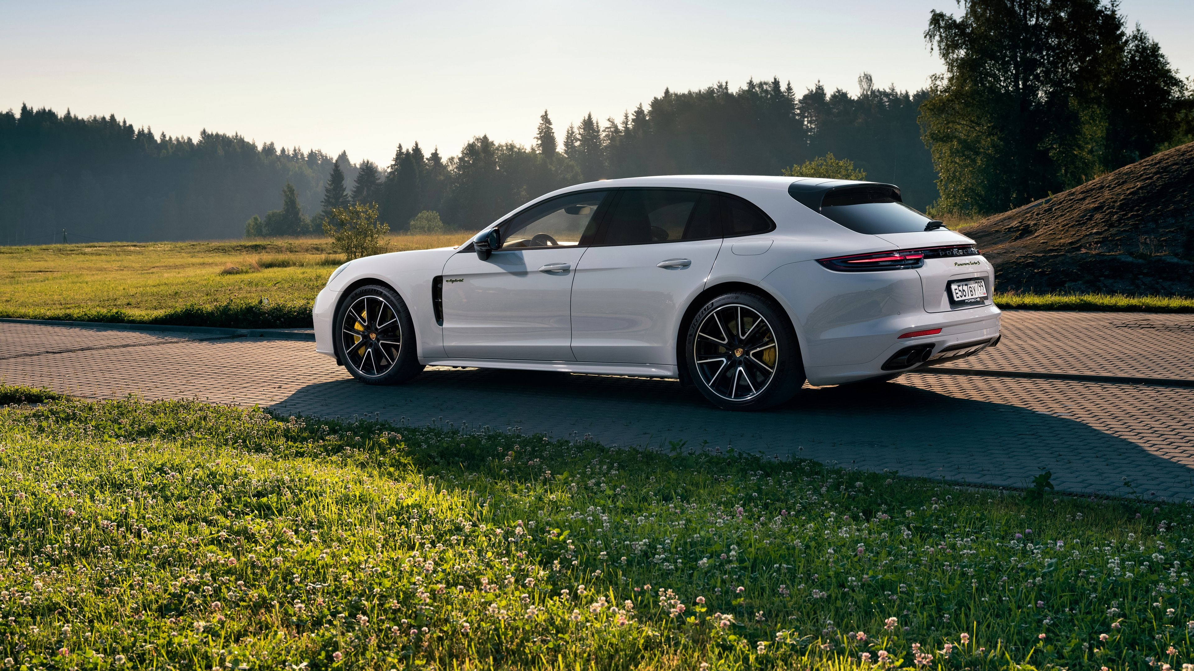 Porsche Panamera, Turbo S E-Hybrid, Sport Turismo, 4-door sports cars, 3840x2160 4K Desktop