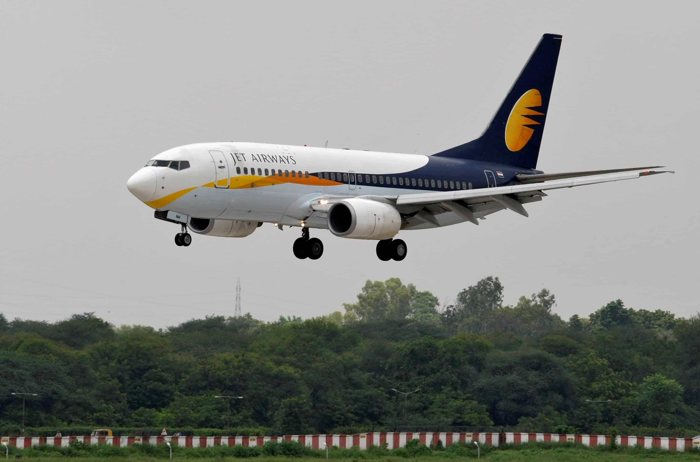 Jet Airways, Shutdown aftermath, Corporate upheaval, Industry impact, 2860x1890 HD Desktop