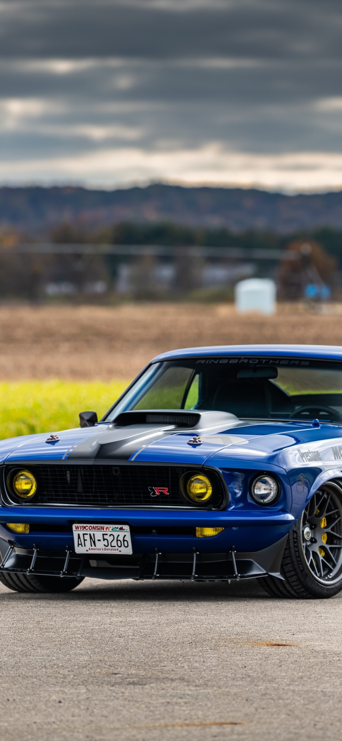 Ringbrothers 1969 Ford Mustang, Wisconsin license plate AFN-5266, yellow tinted rally headlights, HD Phone wallpaper