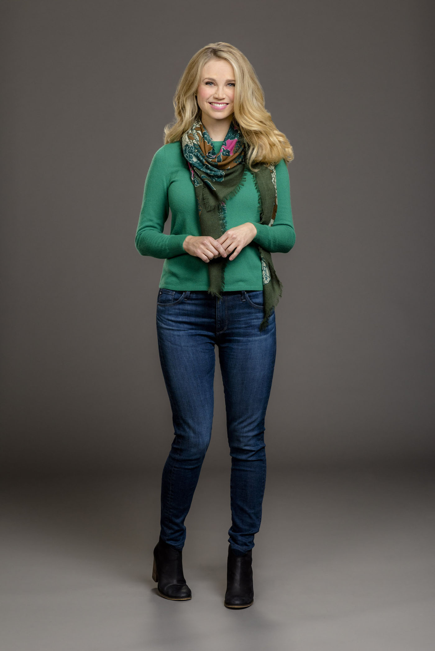 Fiona Gubelmann, April Stewart, Christmas Next Door, TV Shows, 1400x2100 HD Phone