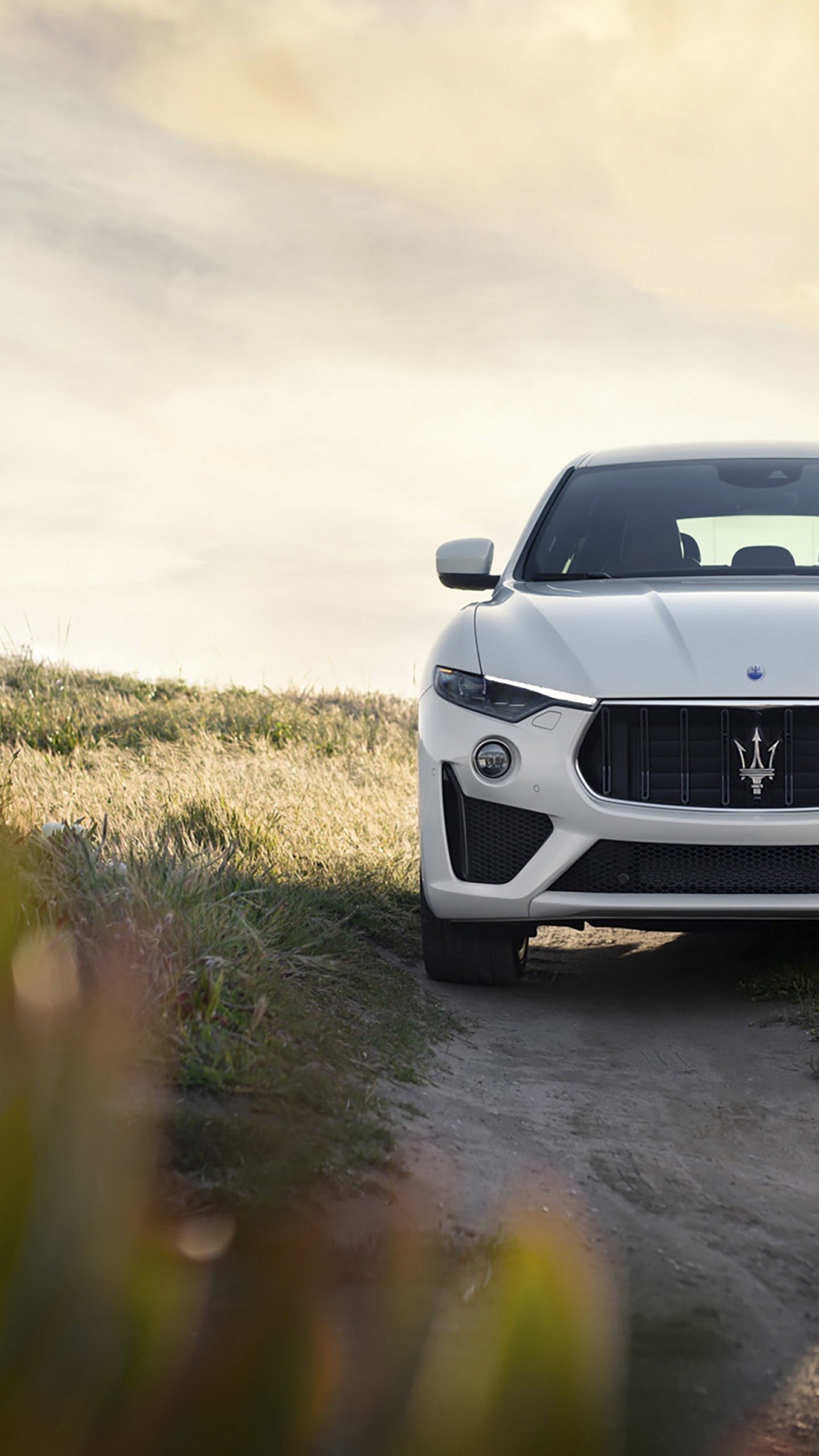 Maserati Levante, GTS SUV, 2019, 1440x2560 HD Phone