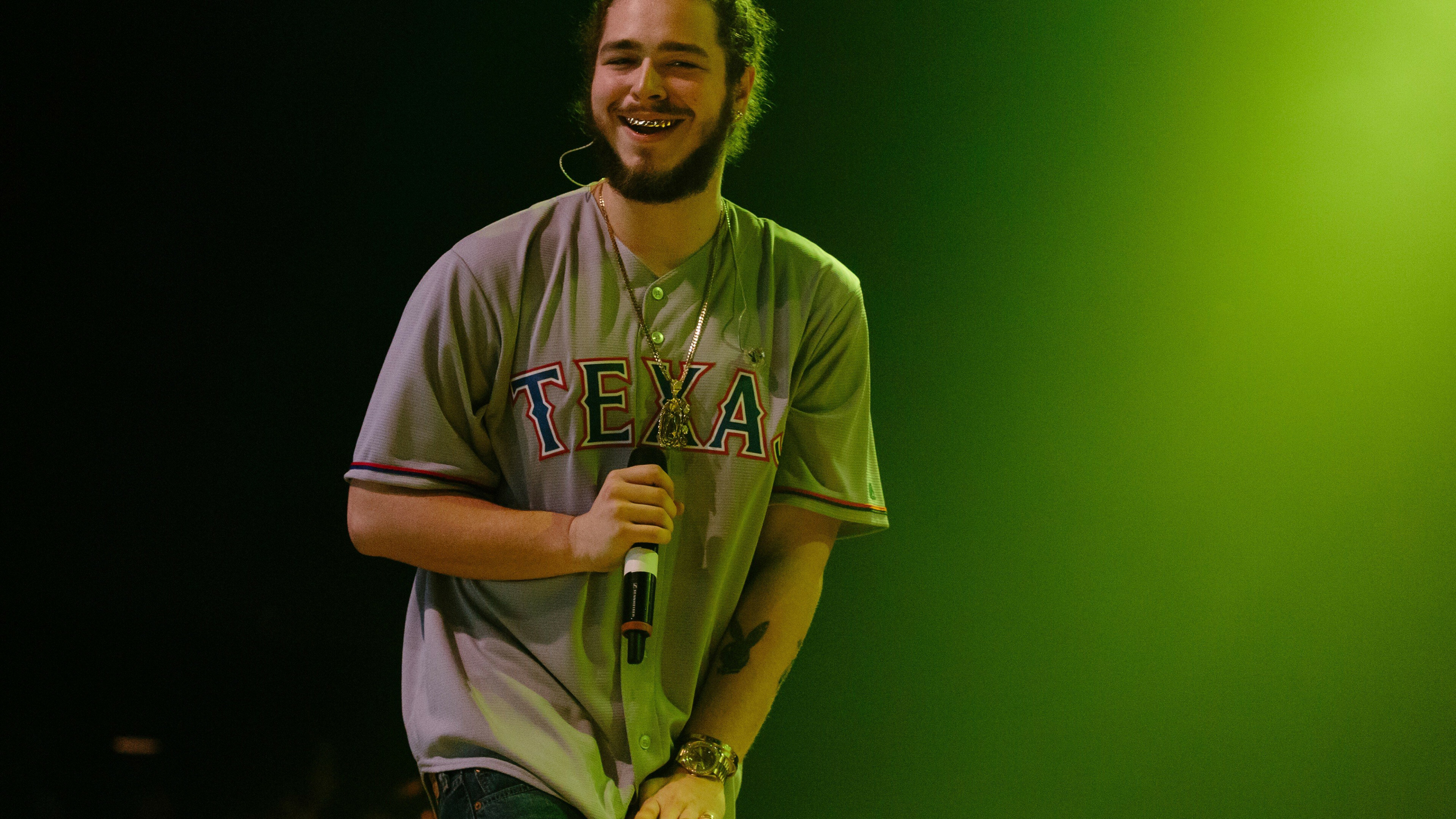 Post Malone, Musical artistry, Mesmerizing wallpapers, Bold expressions, 3840x2160 4K Desktop