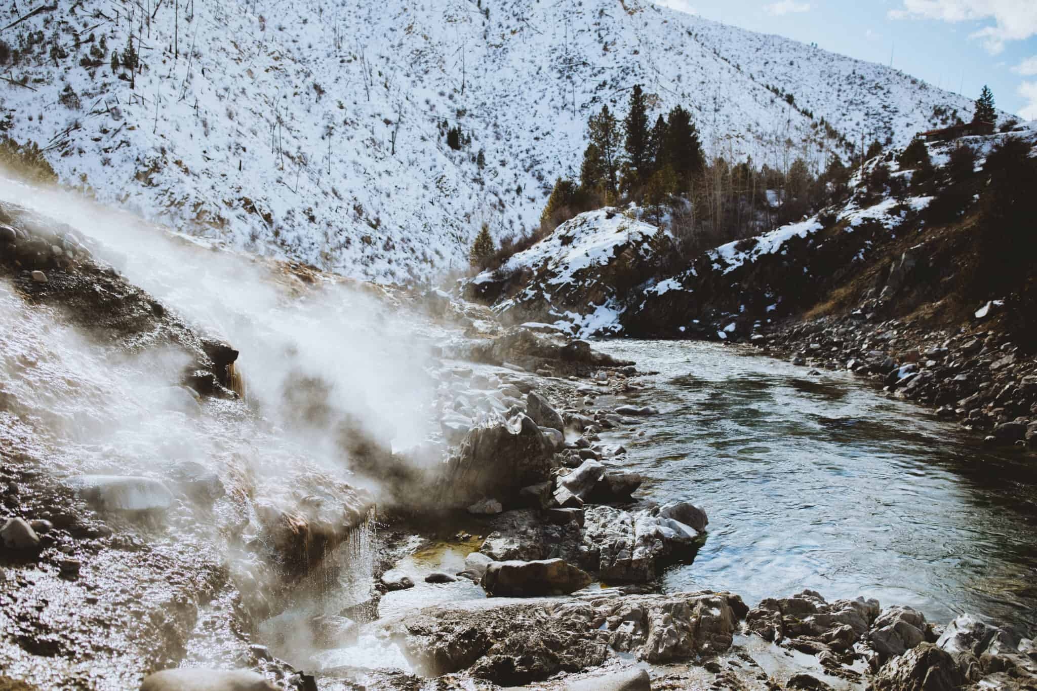 Kirkham Hot Springs, Idaho, Nature's retreat, Perfect getaway spot, 2050x1370 HD Desktop