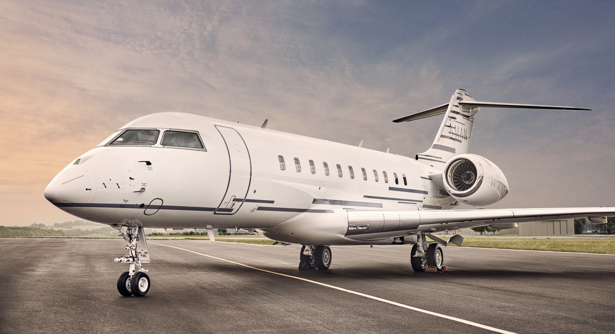 Bombardier Challenger 850, Airport tarmac apron, Overcast twilight sky, HD Desktop wallpaper