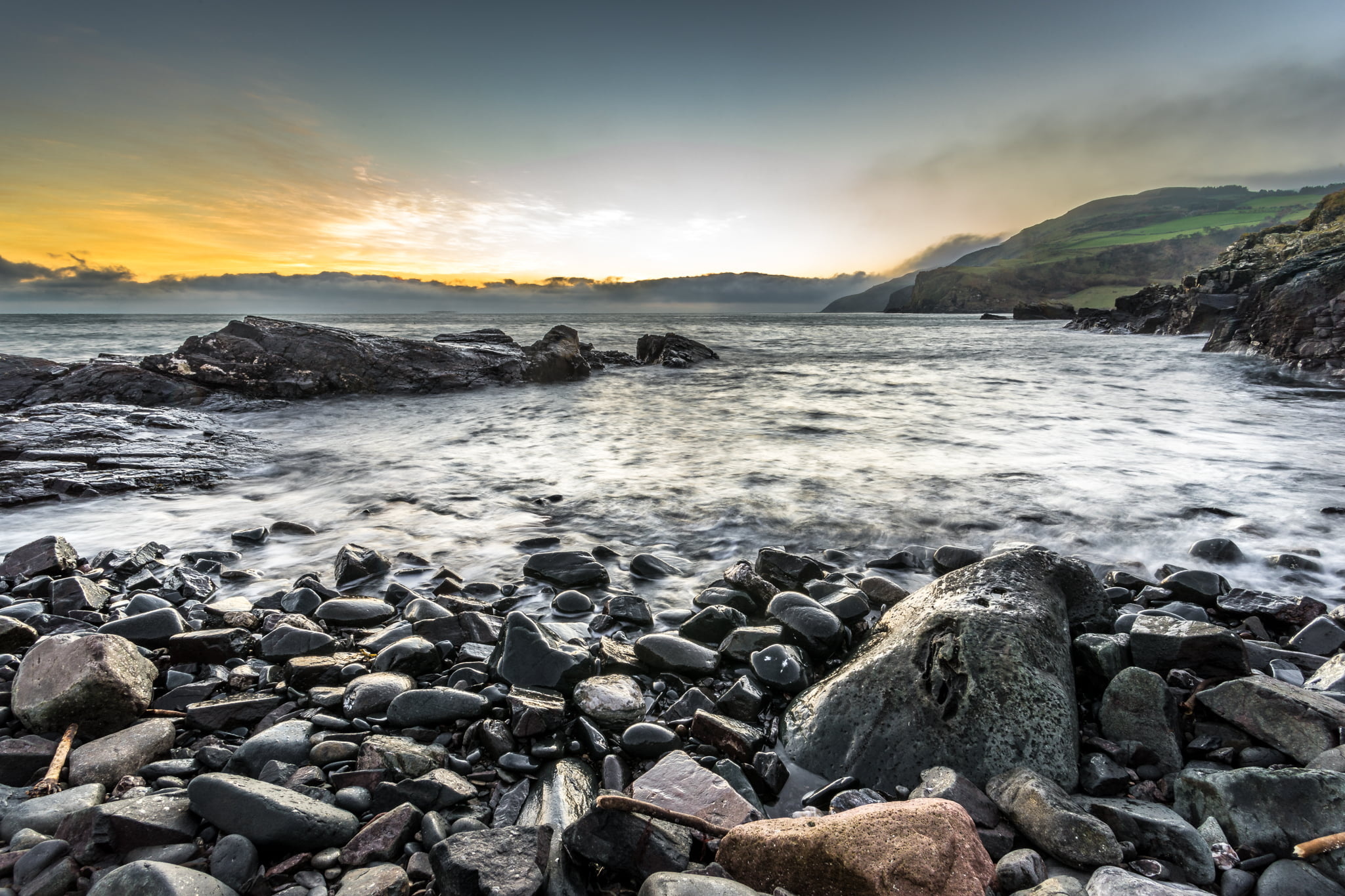 Northern Ireland, Travels, Landscape photography, Mountain surrounded by water, 2050x1370 HD Desktop