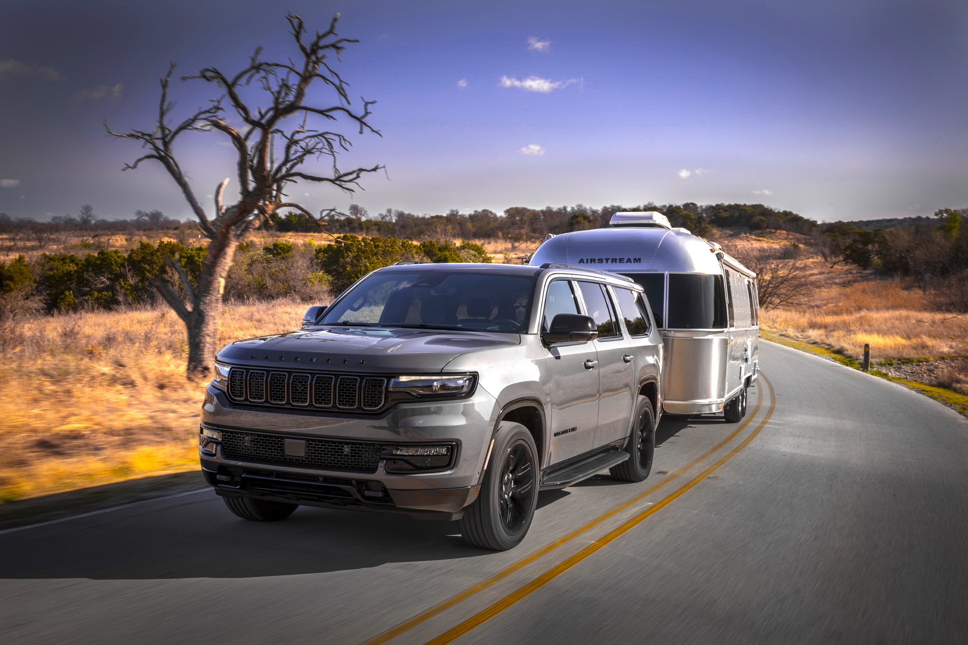 Jeep Wagoneer, Towing capacity, Adventure-ready, Powerful SUV, 1930x1290 HD Desktop