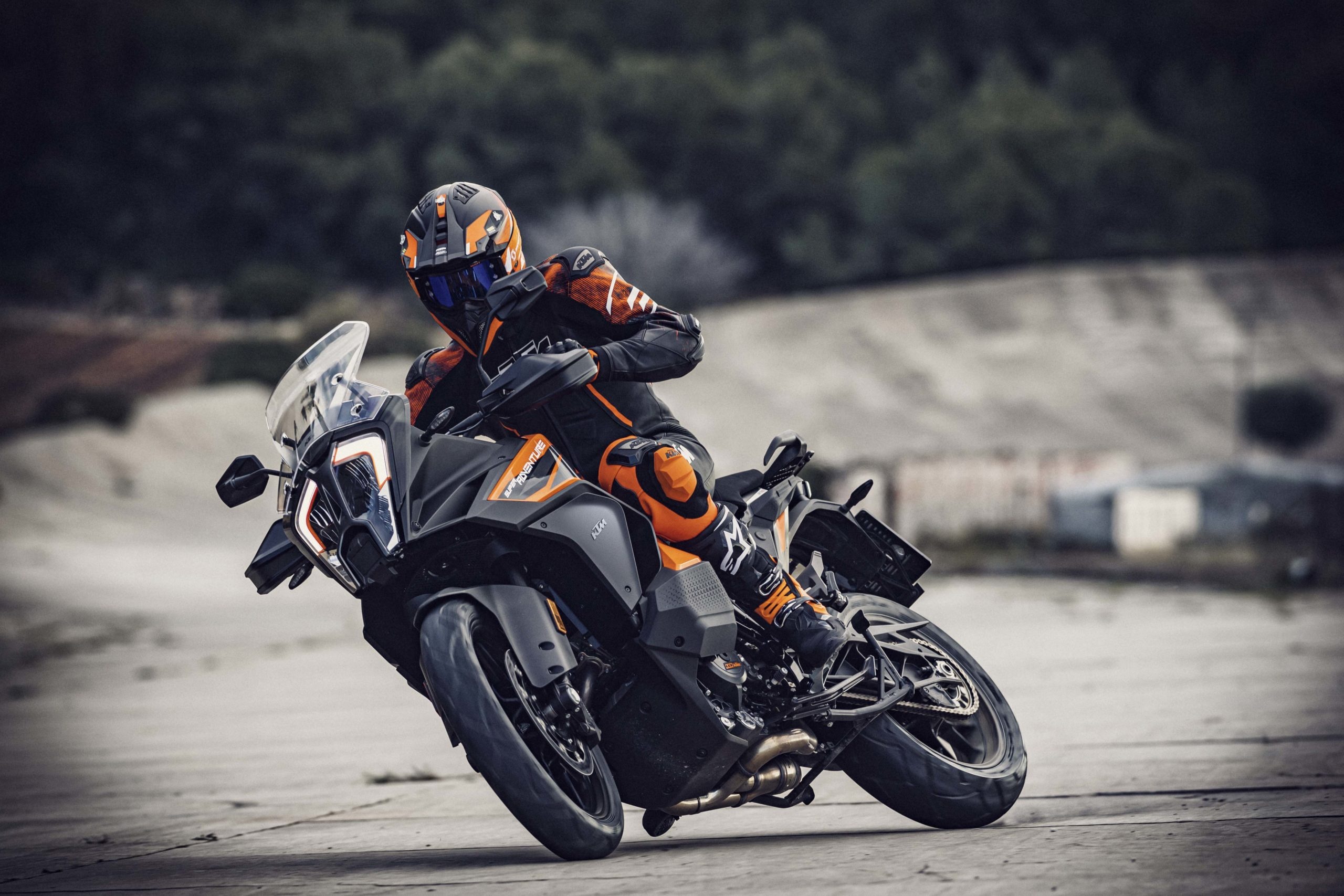 KTM 1290 Super Adventure, Off-road prowess, Adventurous journey, Asphalt conqueror, 2560x1710 HD Desktop