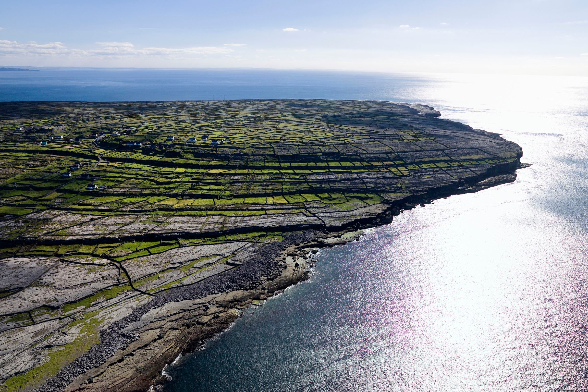 Ultimate guide, Aran Islands, Off the beaten path, 2400x1600 HD Desktop