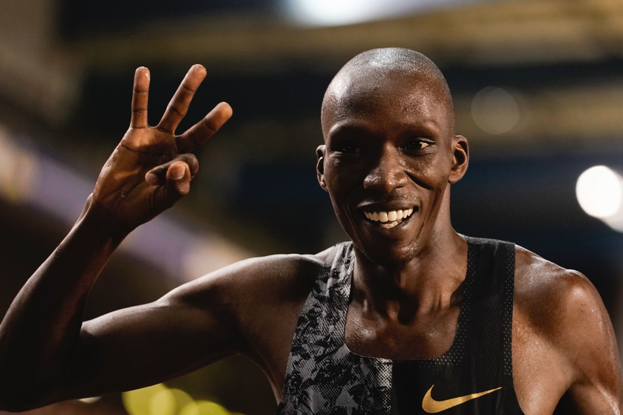 Timothy Cheruiyot, Career journey, Athletics success story, Personal achievements, 2160x1440 HD Desktop