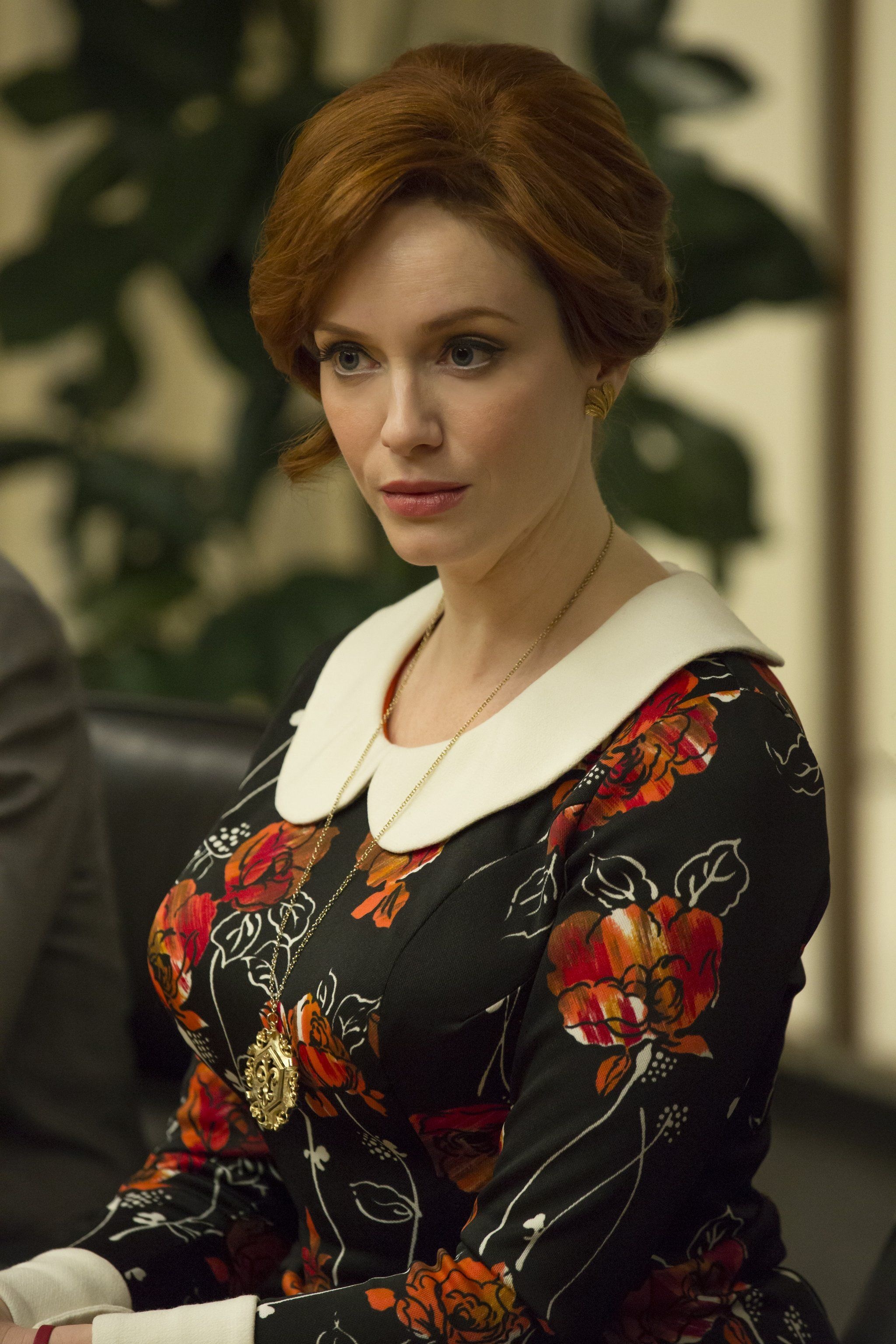 Mad Men TV series, Joan character, Season 7 fashion, 2050x3080 HD Phone