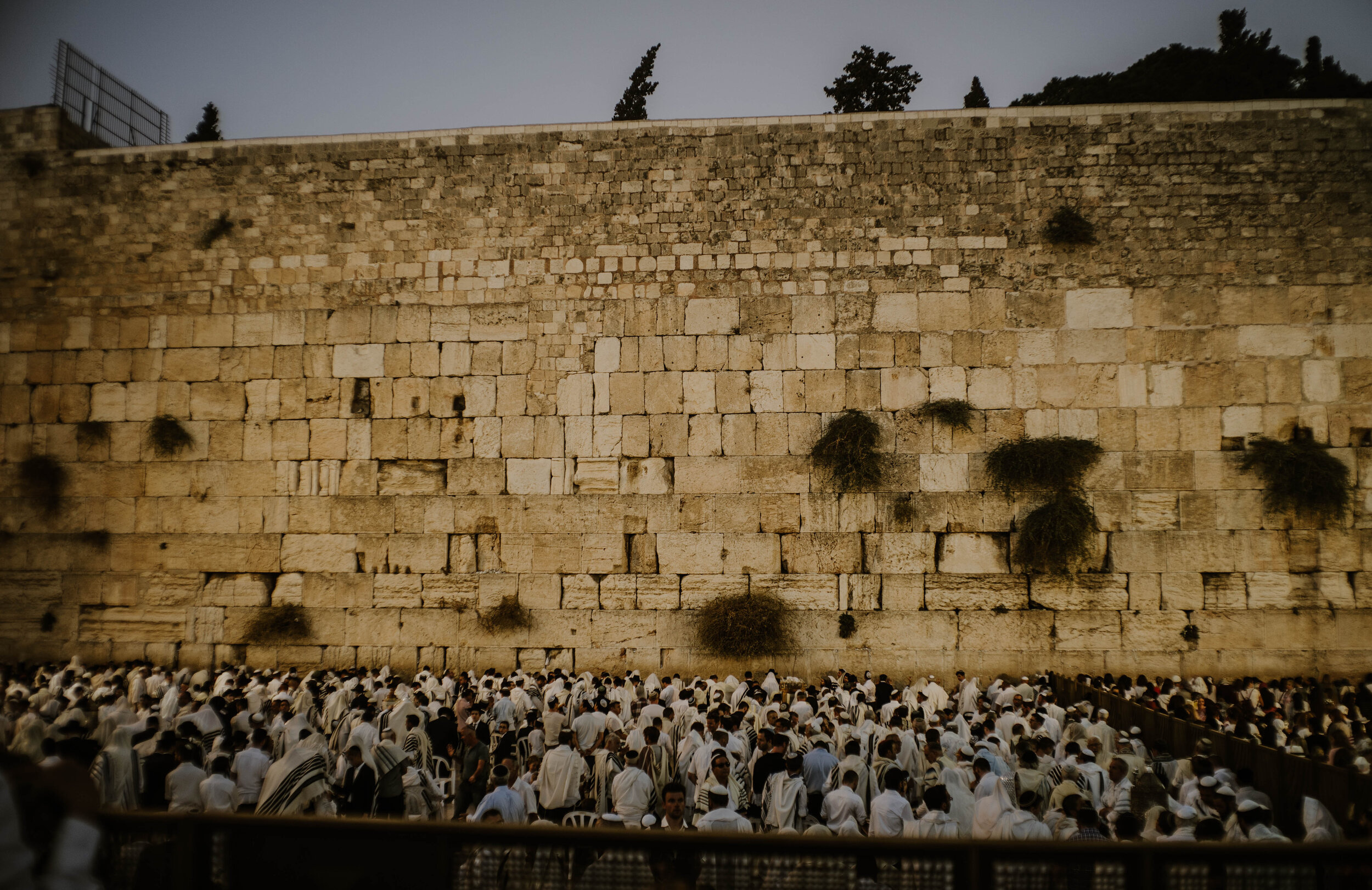 Western Wall, Jerusalem travel, Hannah Elizabeth stories, Print shop memories, 2500x1630 HD Desktop