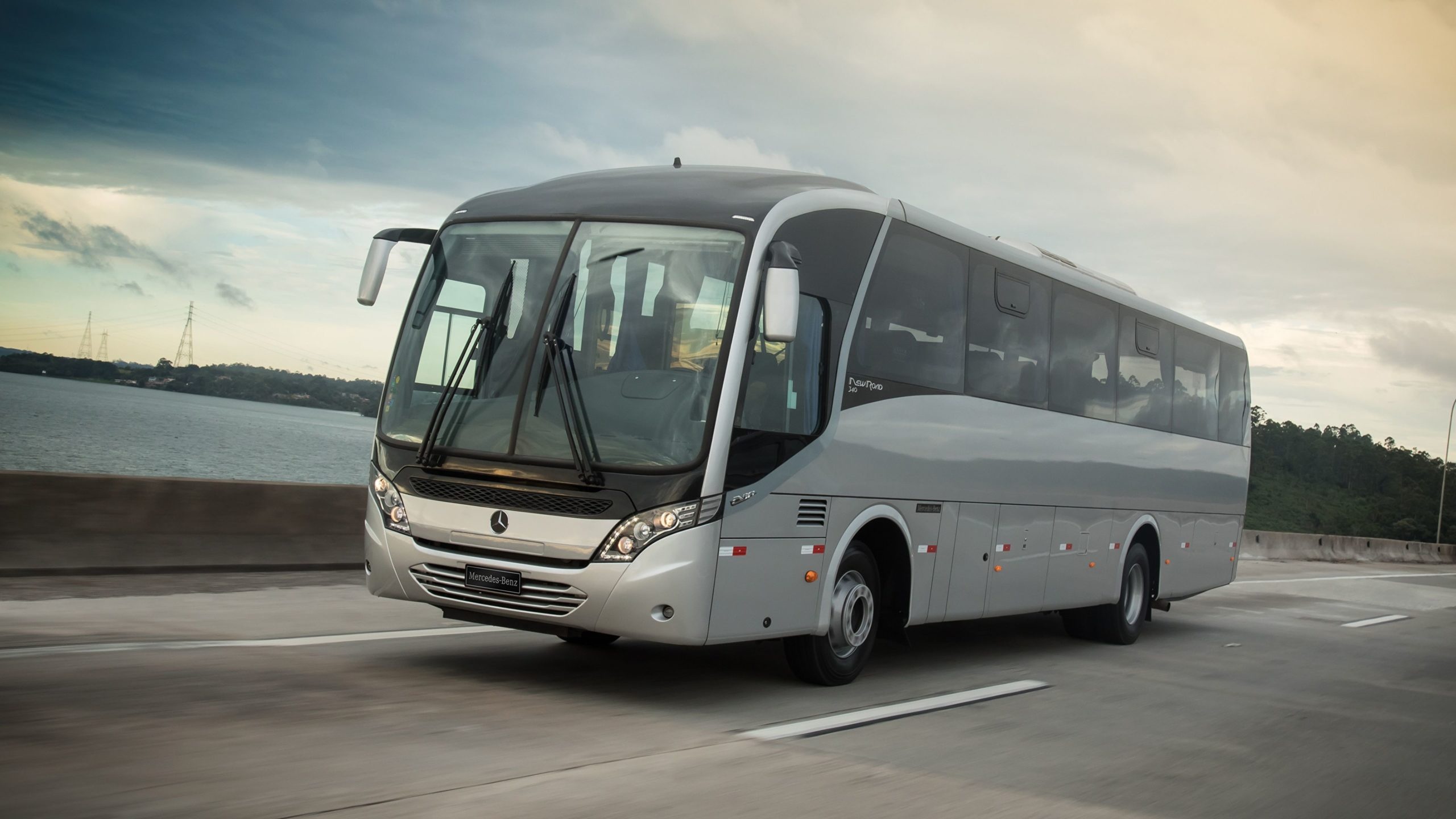 Mercedes-Benz OF 1721, Bus Wallpaper, 2560x1440 HD Desktop