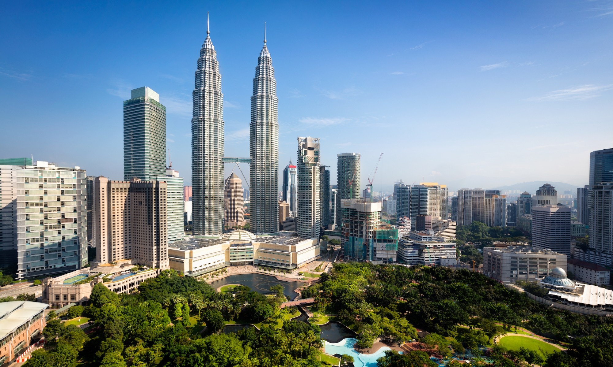 Kuala Lumpur, Francophone spotlight, City news feature, Expatriate journal, 2000x1200 HD Desktop