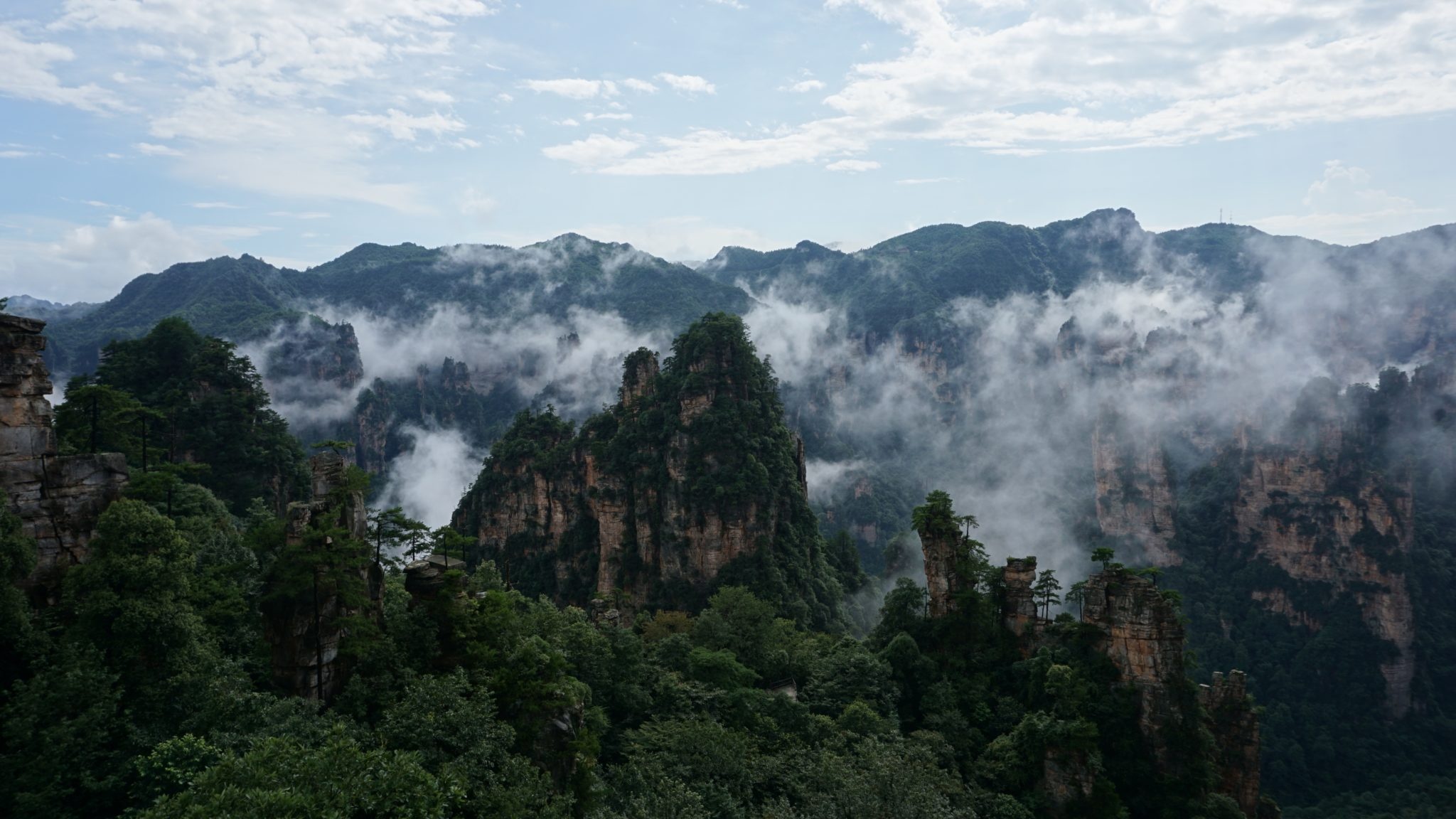 Wulingyuan National Park, Scenic Beauty, Zhangjiajie, 2050x1160 HD Desktop