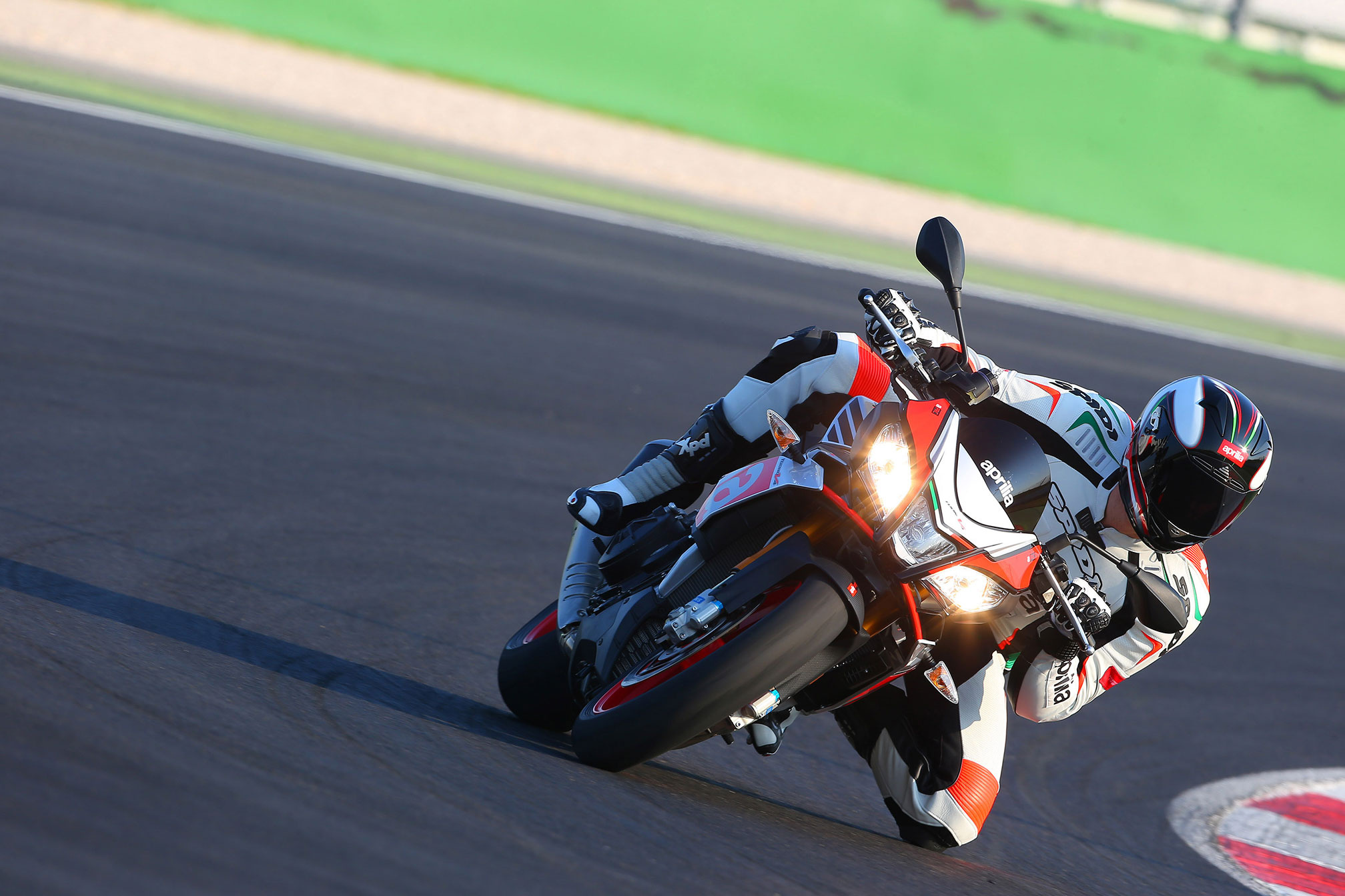 Aprilia Tuono V4 1100 Factory ABS, Superbike review, High-performance beast, Thrilling ride, 2020x1350 HD Desktop