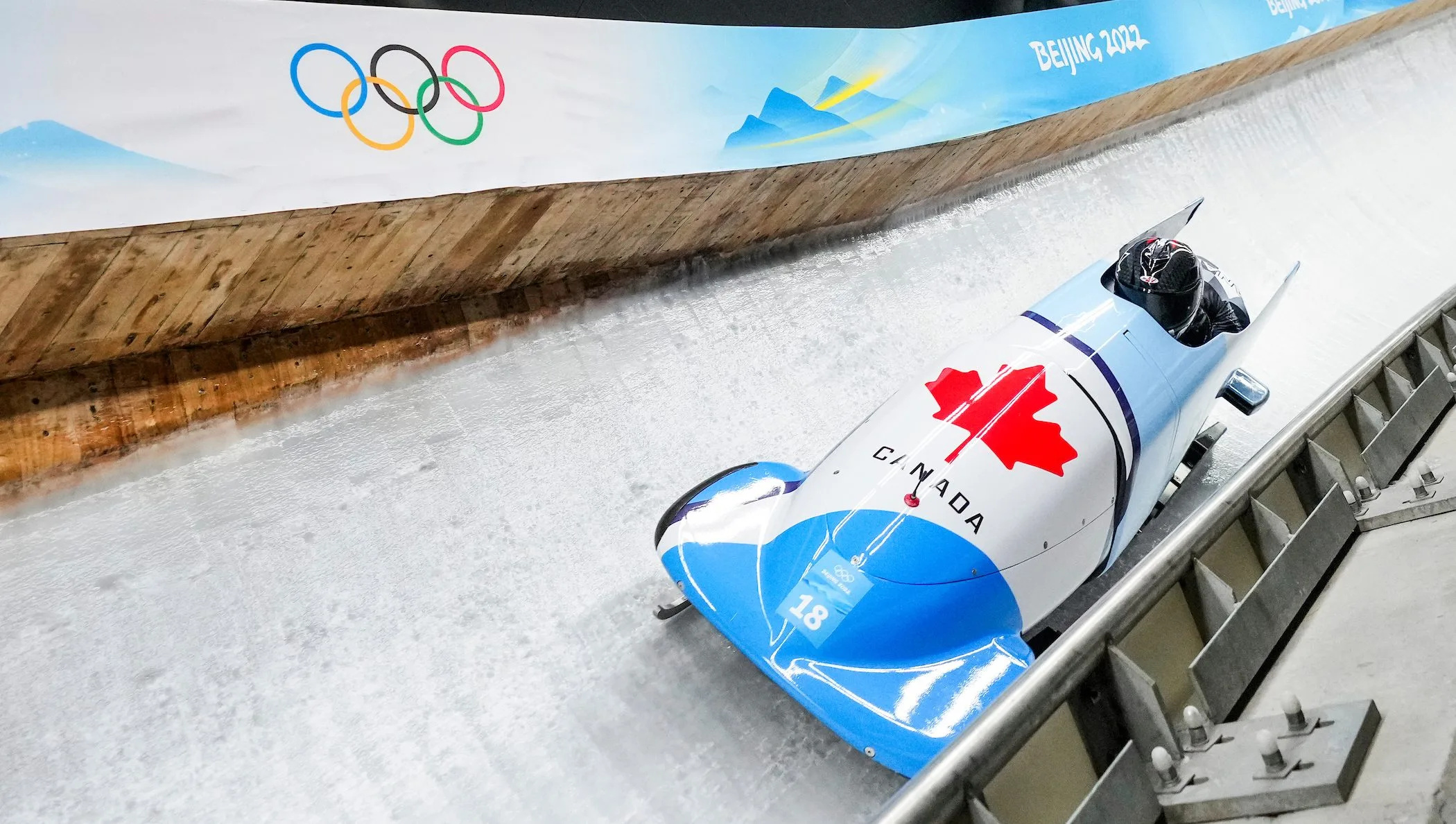 Team Canada, Olympic bobsleigh, Official website, Athlete profile, 2100x1190 HD Desktop