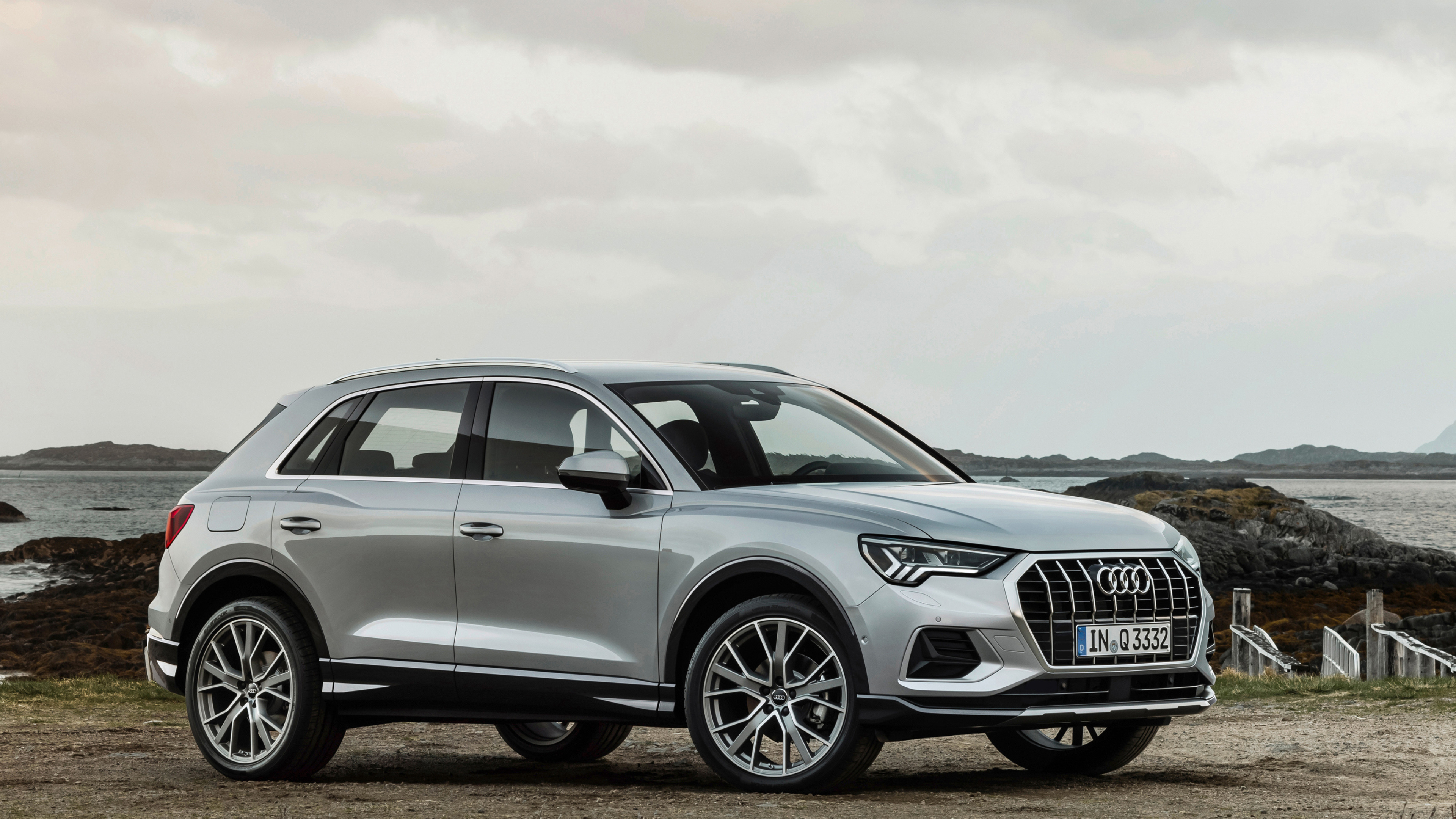 Audi Q3, Stylish design, Luxury and refinement, Cutting-edge technology, 3840x2160 4K Desktop