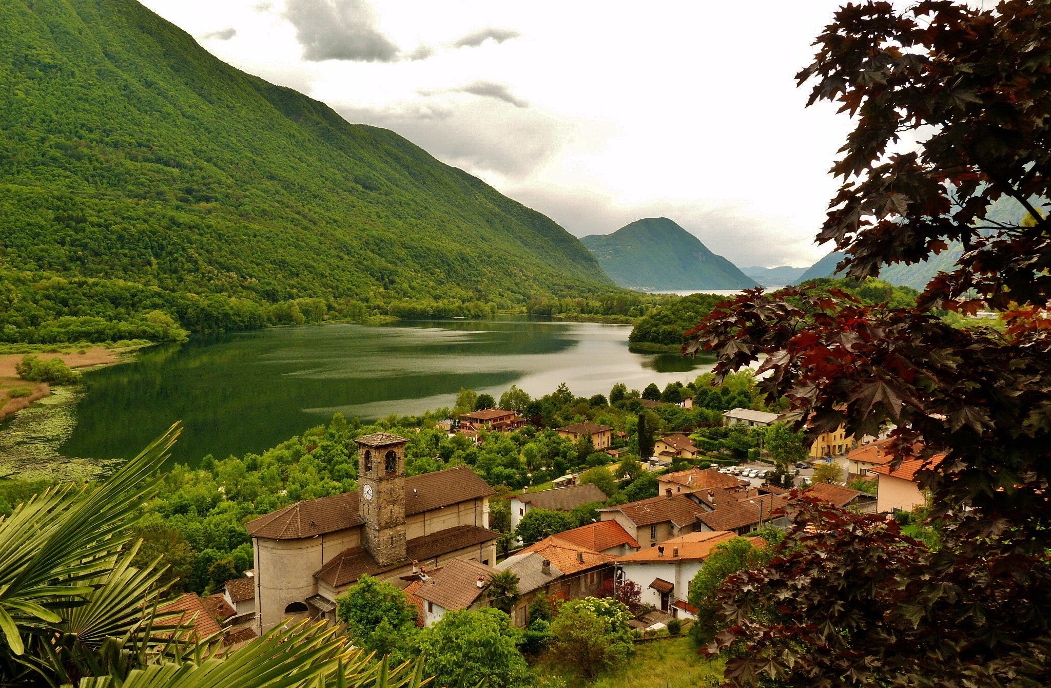 Carlazzo town, Lombardy beauty, Italian landscape, Wallpaper-worthy, 2050x1340 HD Desktop