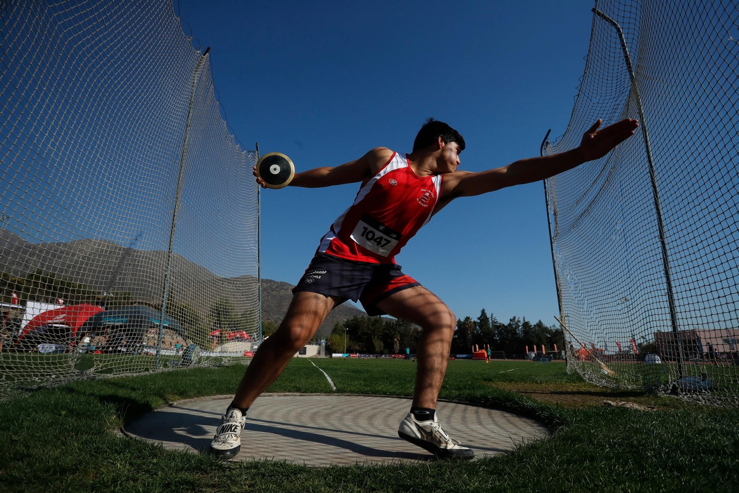 Felipe De la Maza, Discus Throw Wallpaper, 2500x1670 HD Desktop