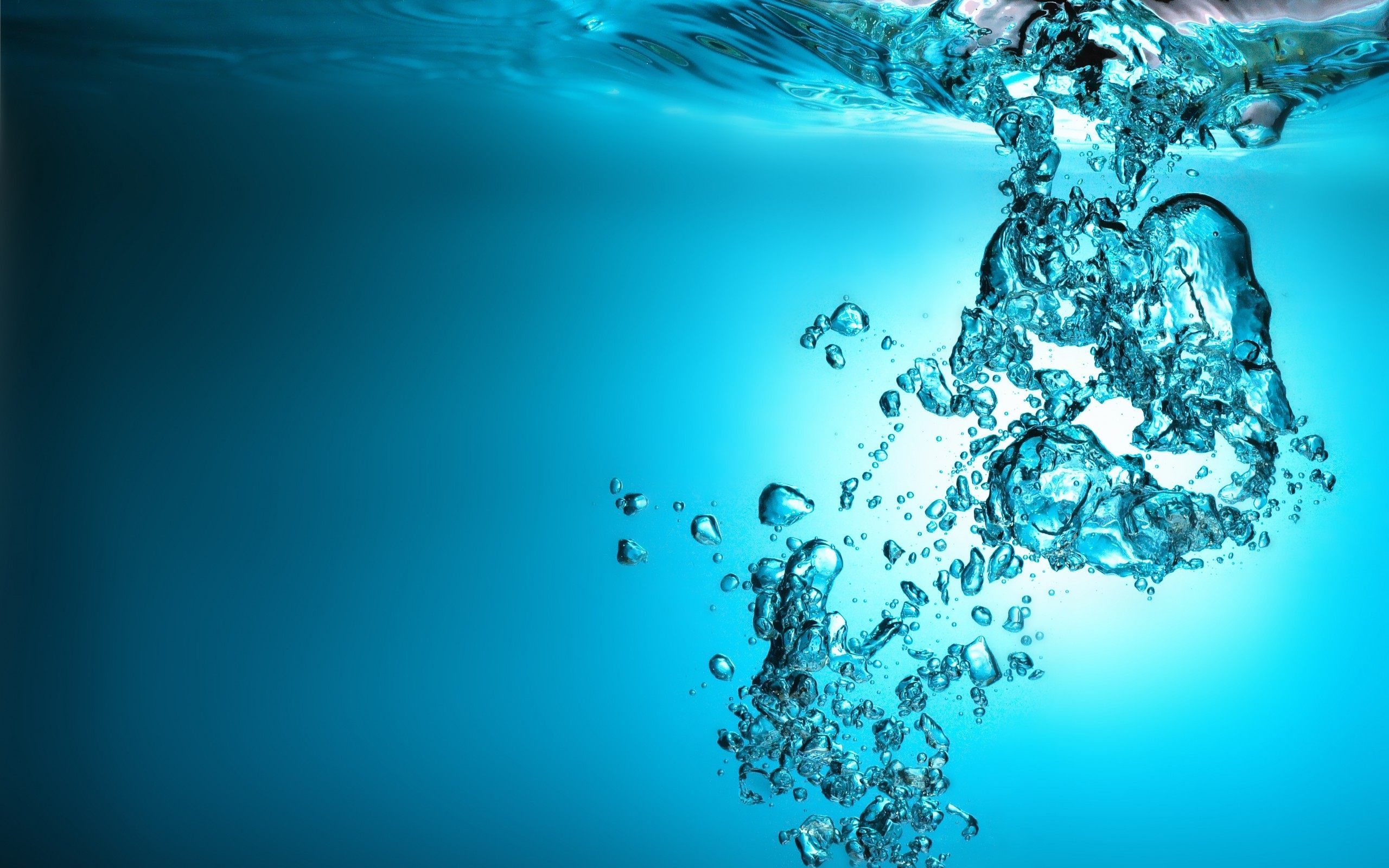 High definition spheres, 4K clarity, Bubbles in focus, Dynamic droplets, High quality display, 2560x1600 HD Desktop