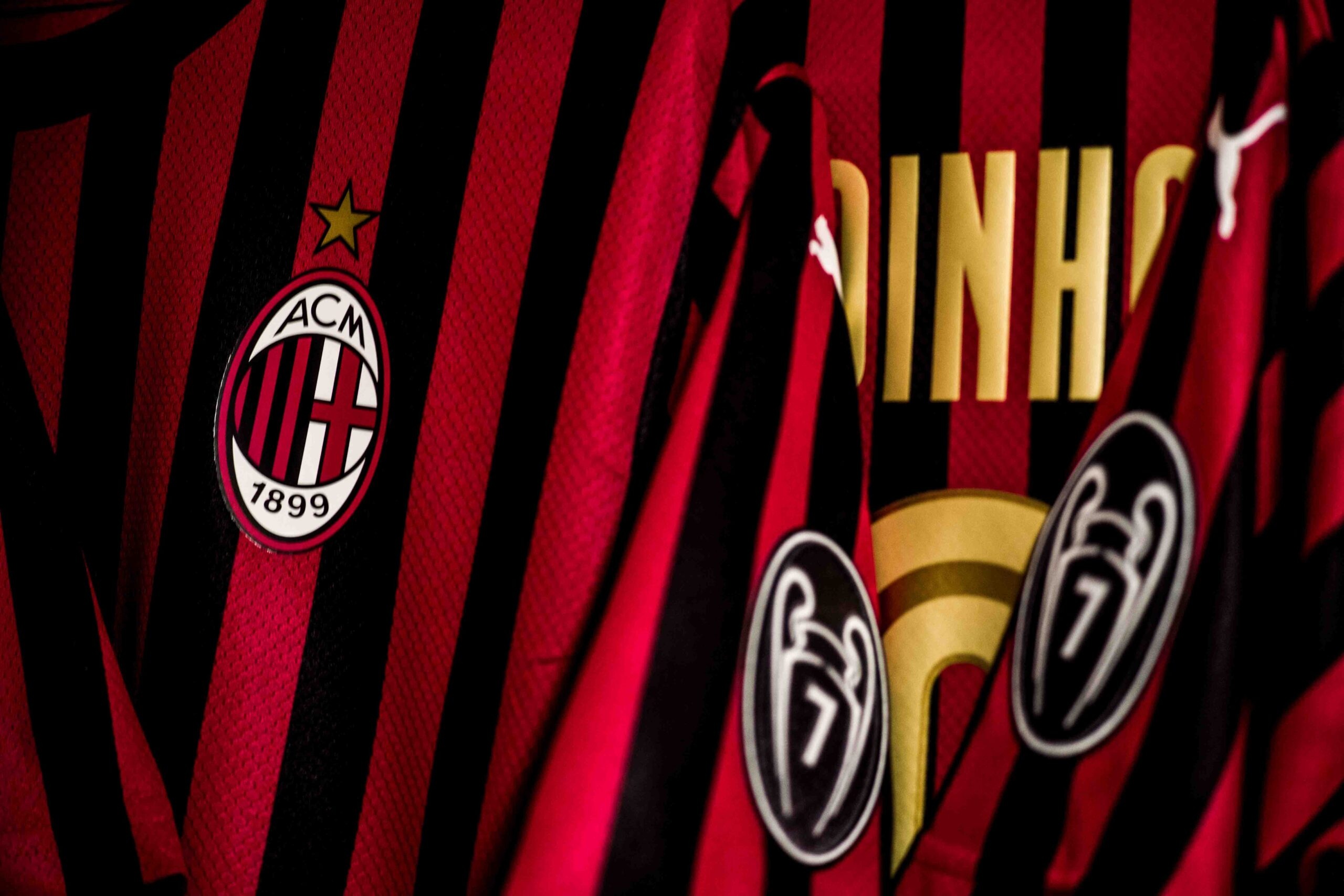 Jersey, Logo AC Milan Wallpaper, 2560x1710 HD Desktop