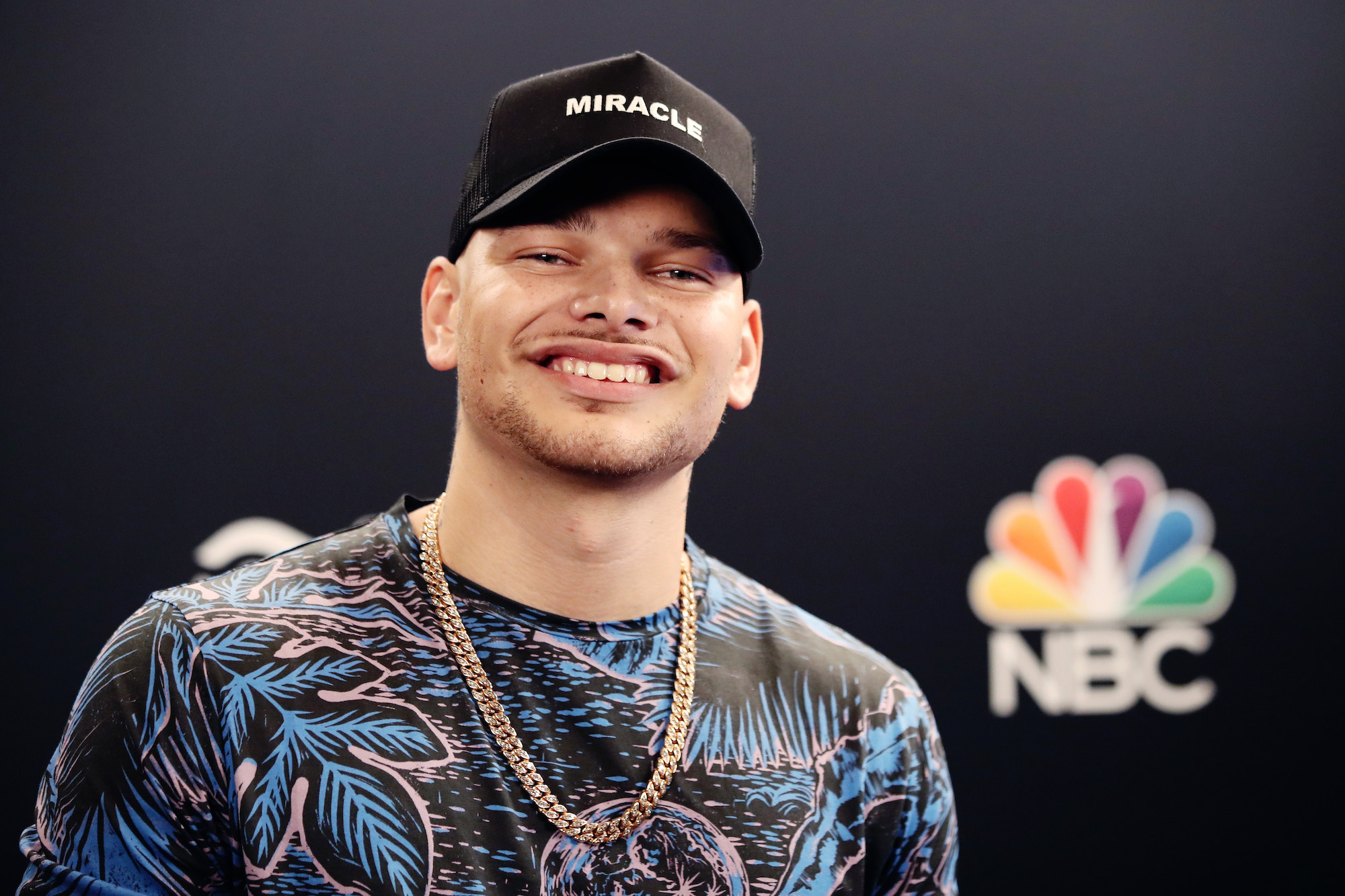 Kane Brown, Music, Kane Brown net worth, 2000x1340 HD Desktop