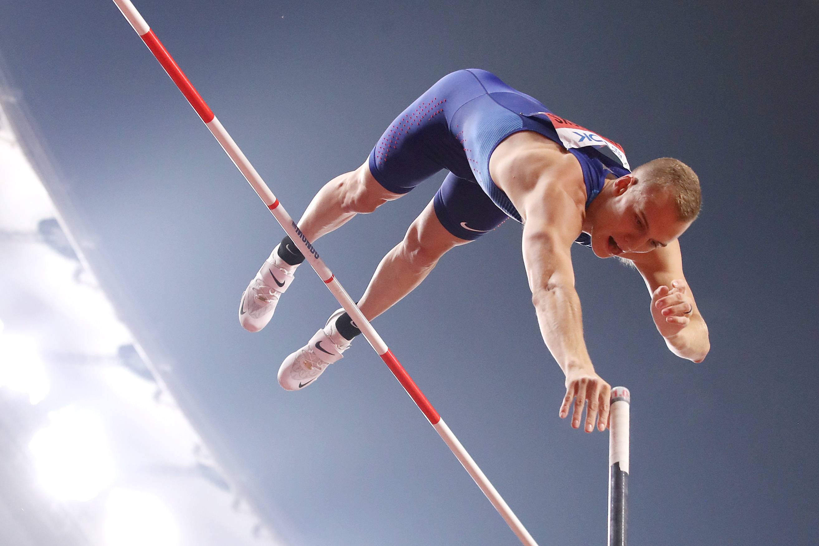 Sam Kendricks, Tokyo 2020, Pole vault favourite, Aussie athletics team, 2630x1760 HD Desktop