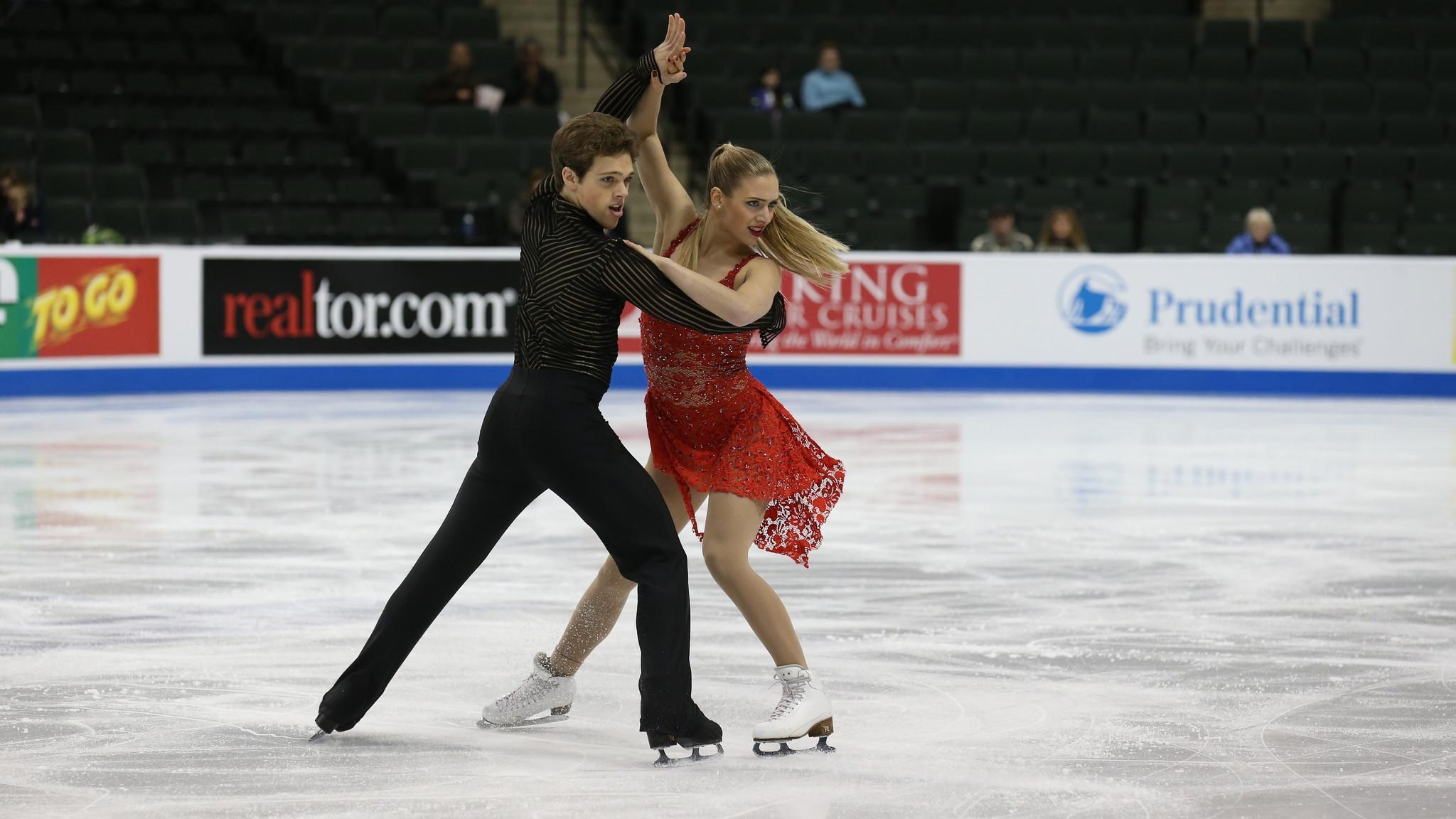 Michael Parsons and Rachel Parsons, Pair Skating Wallpaper, 2050x1160 HD Desktop