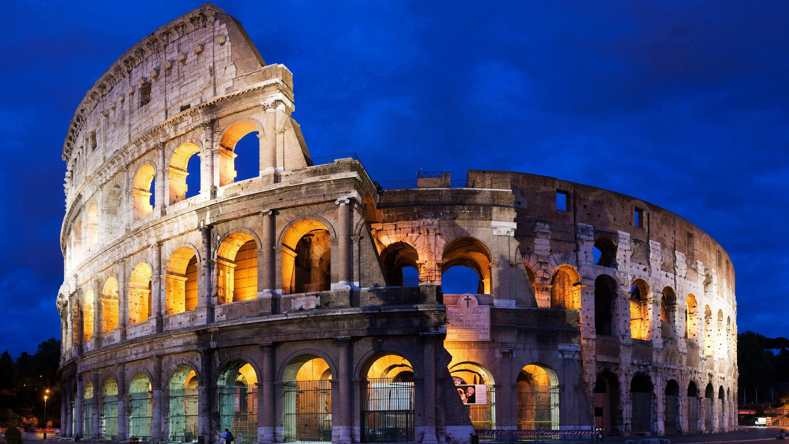 Roman colosseum, Italy, WQHD wallpaper, 2560x1440 HD Desktop