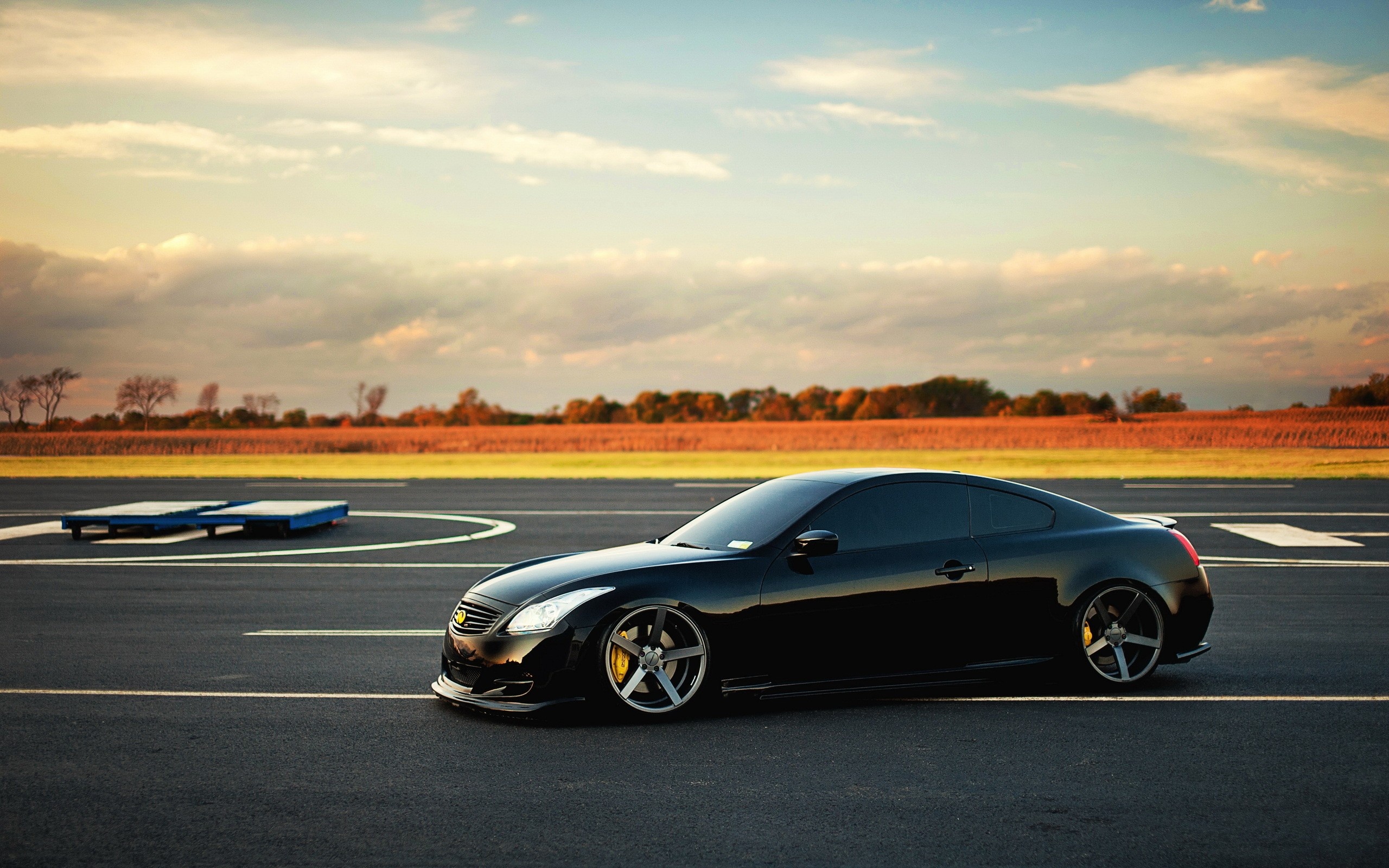 Helicopter Platform, Infiniti G37 Wallpaper, 2560x1600 HD Desktop