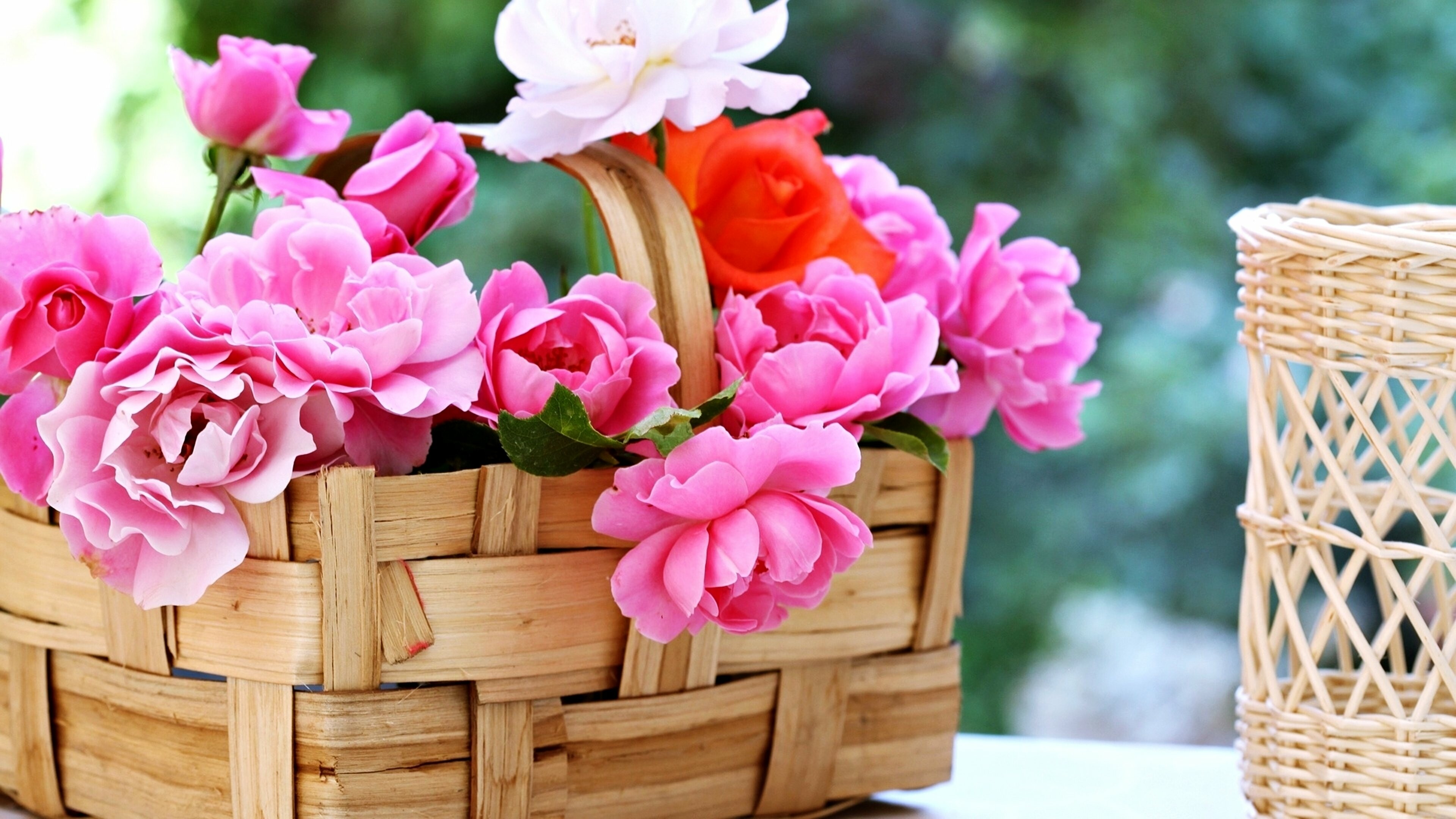 Basket of Roses, Flower Bouquet Wallpaper, 3840x2160 4K Desktop